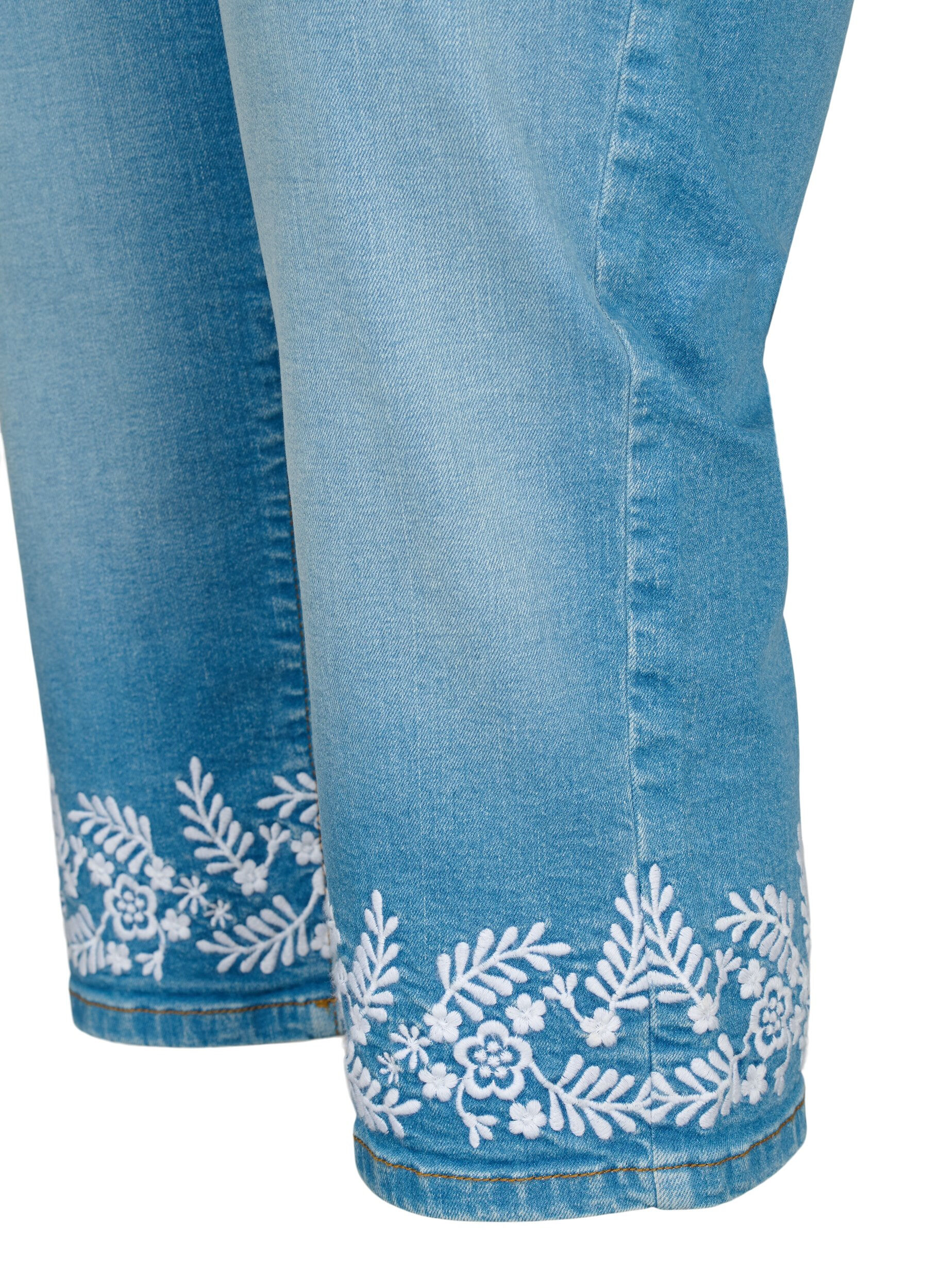 Zizzi Culotte Amy taille haute avec broderie, Light blue denim, Packshot image number 3