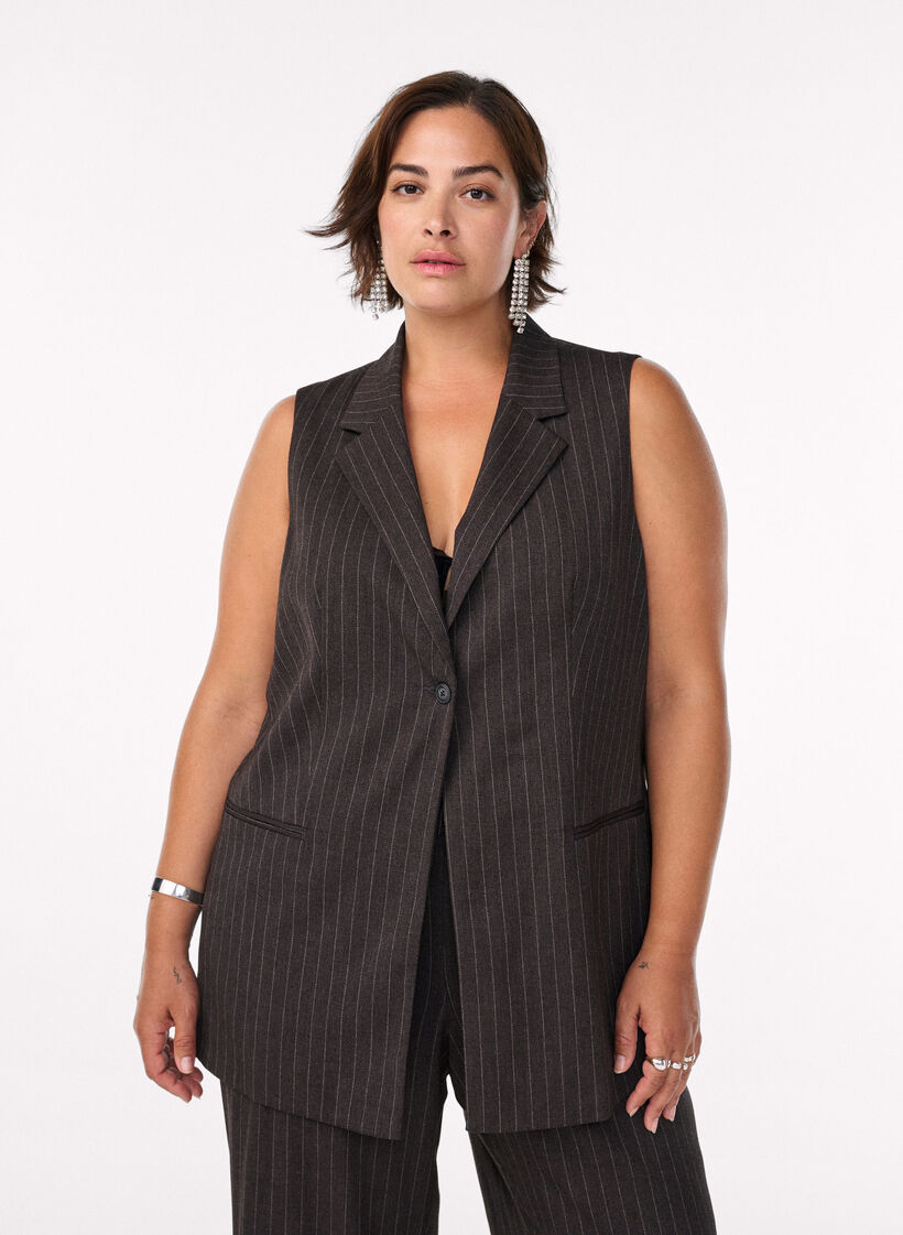 Gilet à fines rayures avec revers, Marron, Model image number 0
