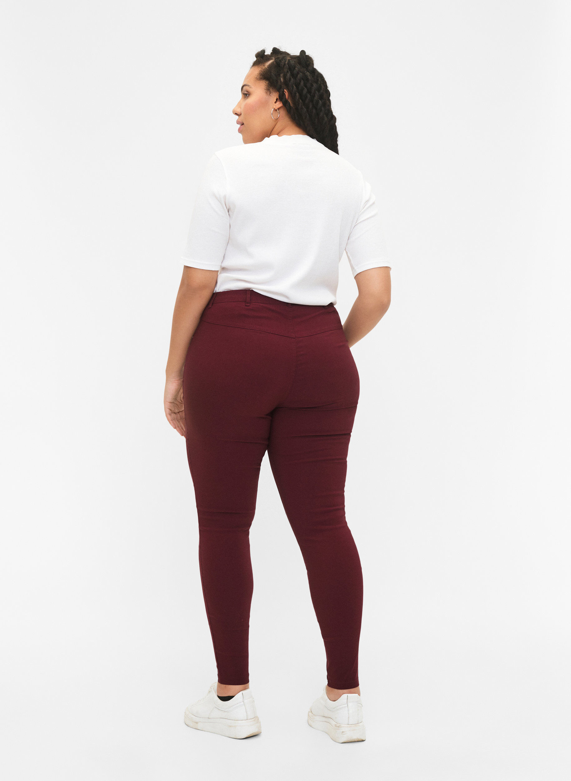Zizzi Pantalon moulant avec d&eacute;tails de fermetures &eacute;clairs , Bordeaux, Model image number 1