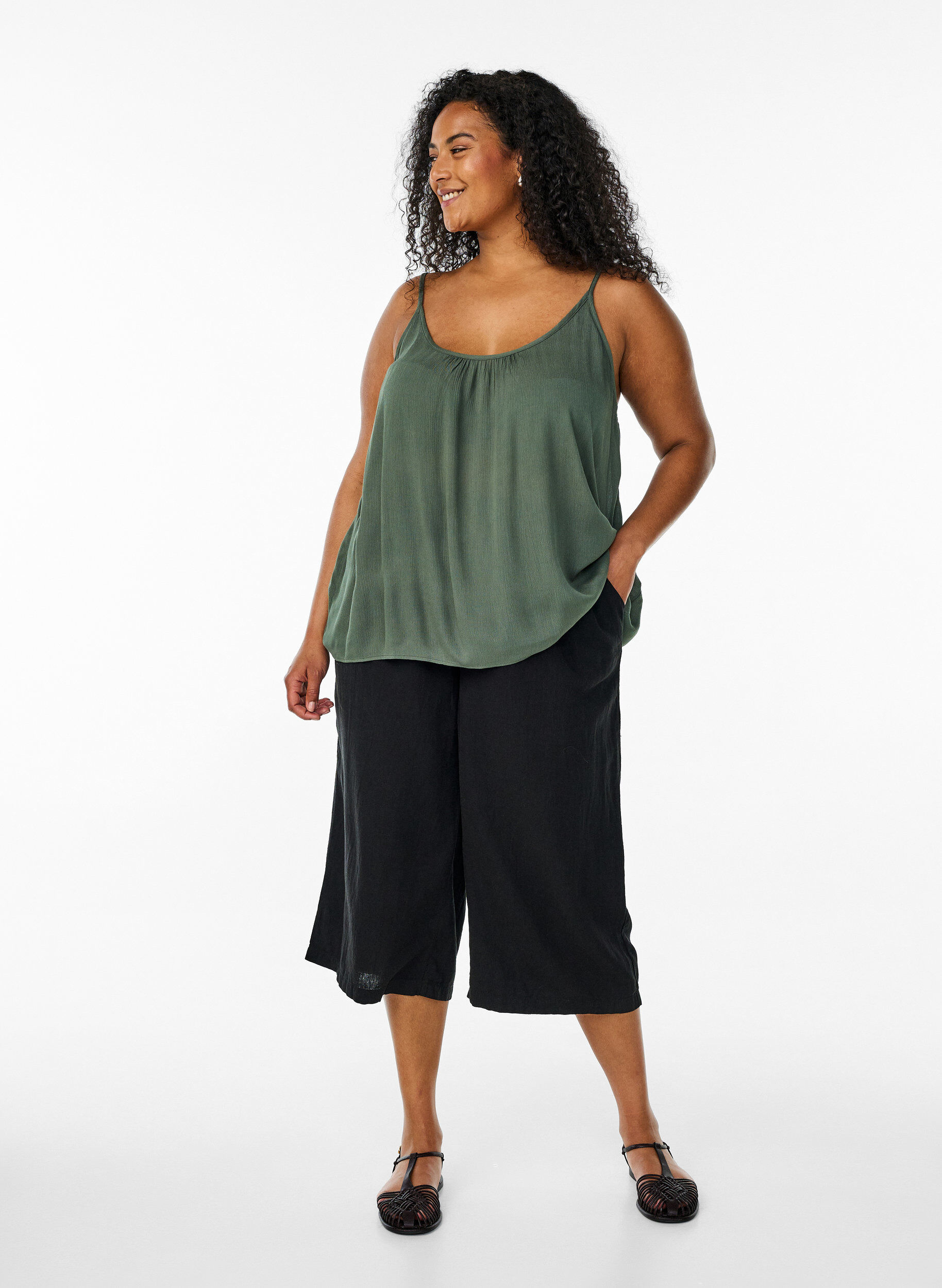 ZizziTop &agrave; bretelles en viscose, Vert, Model image number 1