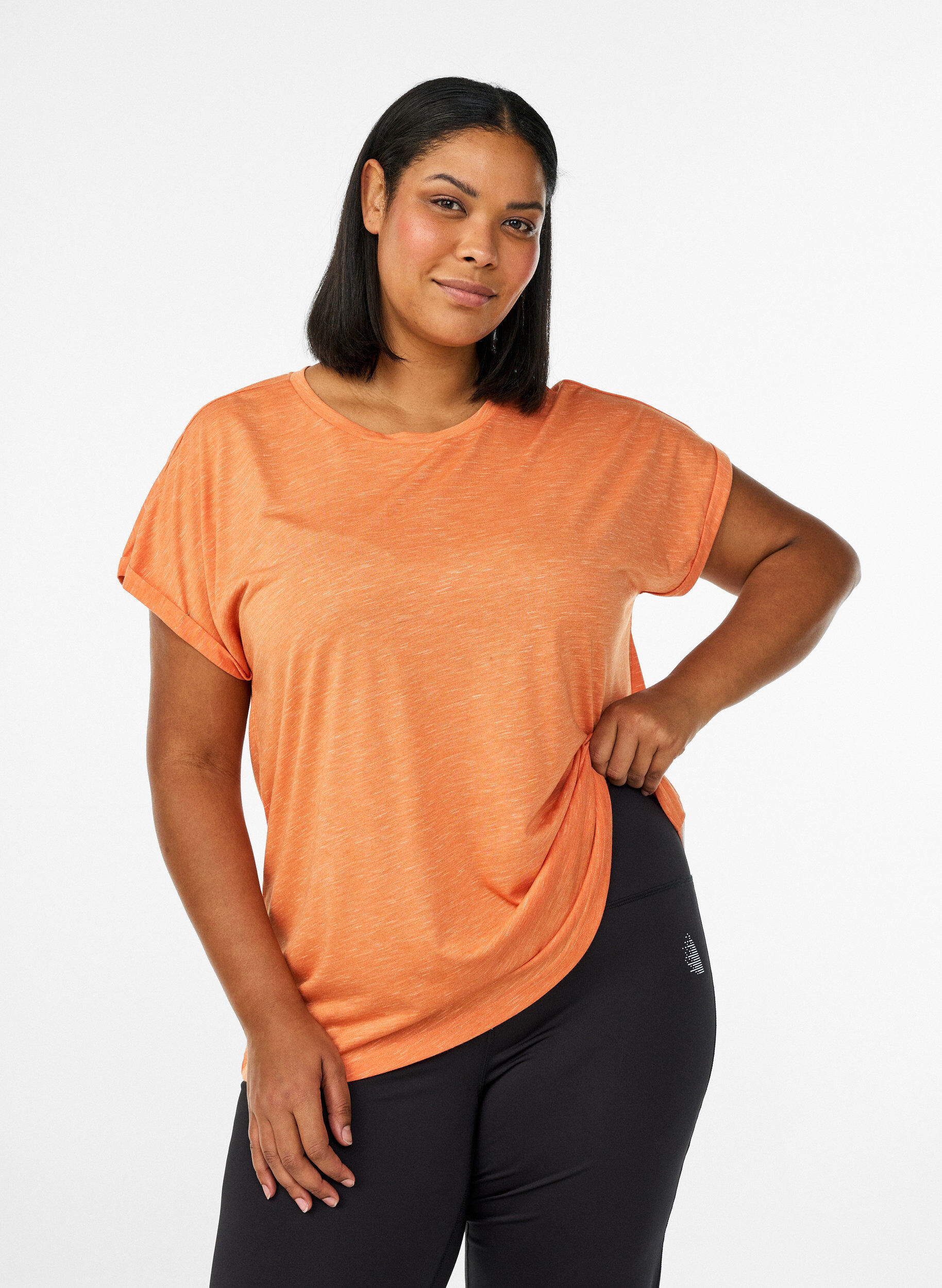 ZizziT-shirt d'entra&icirc;nement ample &agrave; manches courtes, Corail, Model image number 0