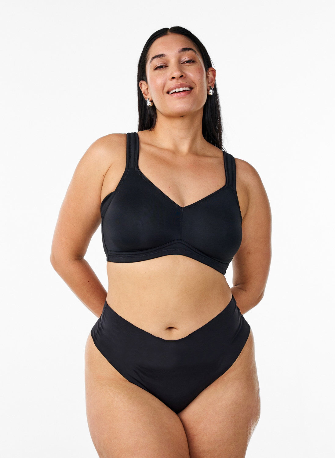 Zizzi Soutien-gorge confort avec bretelles rembourr&eacute;es, Noir, Model image number 1