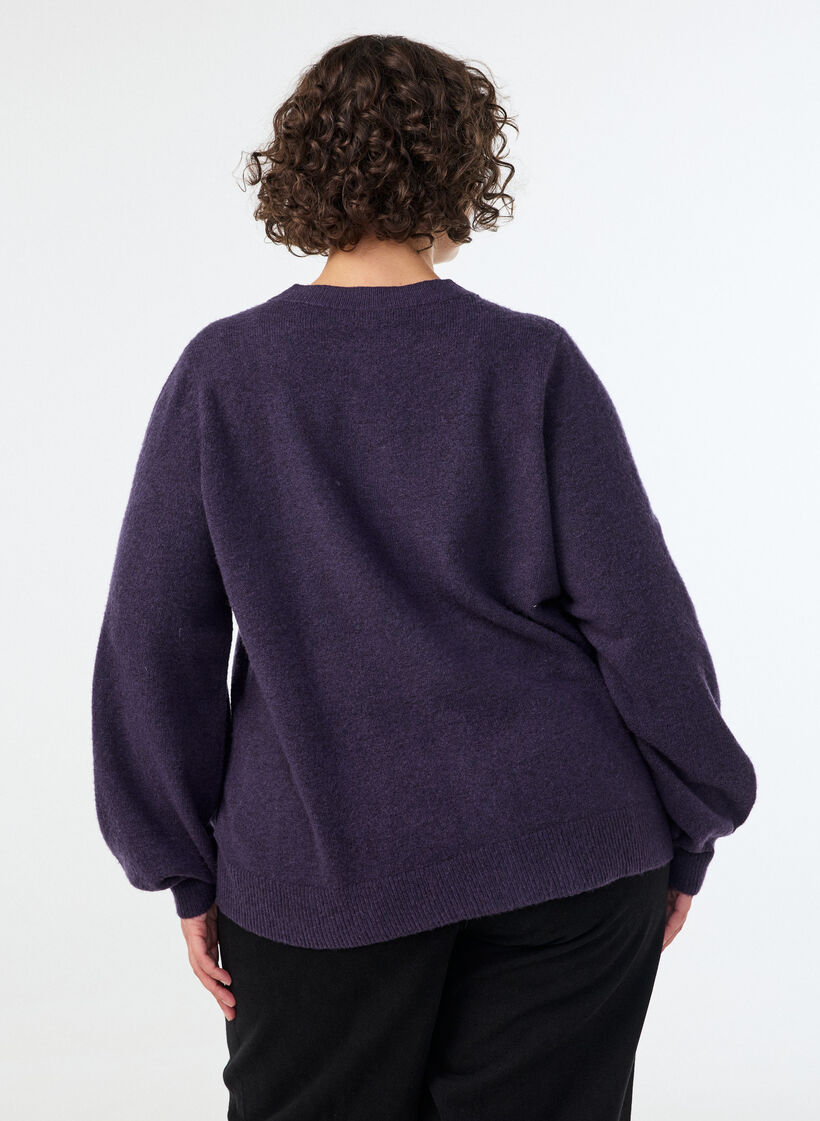 Cardigan en maille douce avec boutons dor&eacute;s, Violet, Model image number 2