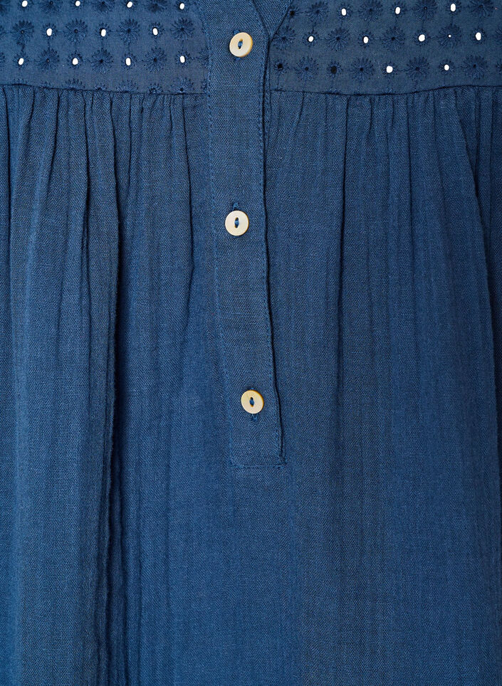 Blouse en mousseline de coton avec broderie anglaise, Bleu, Packshot image number 2