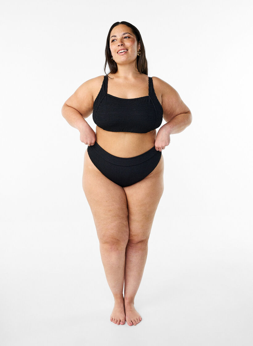 Haut de bikini en crêpe avec bretelles réglables, Noir, Model image number 1