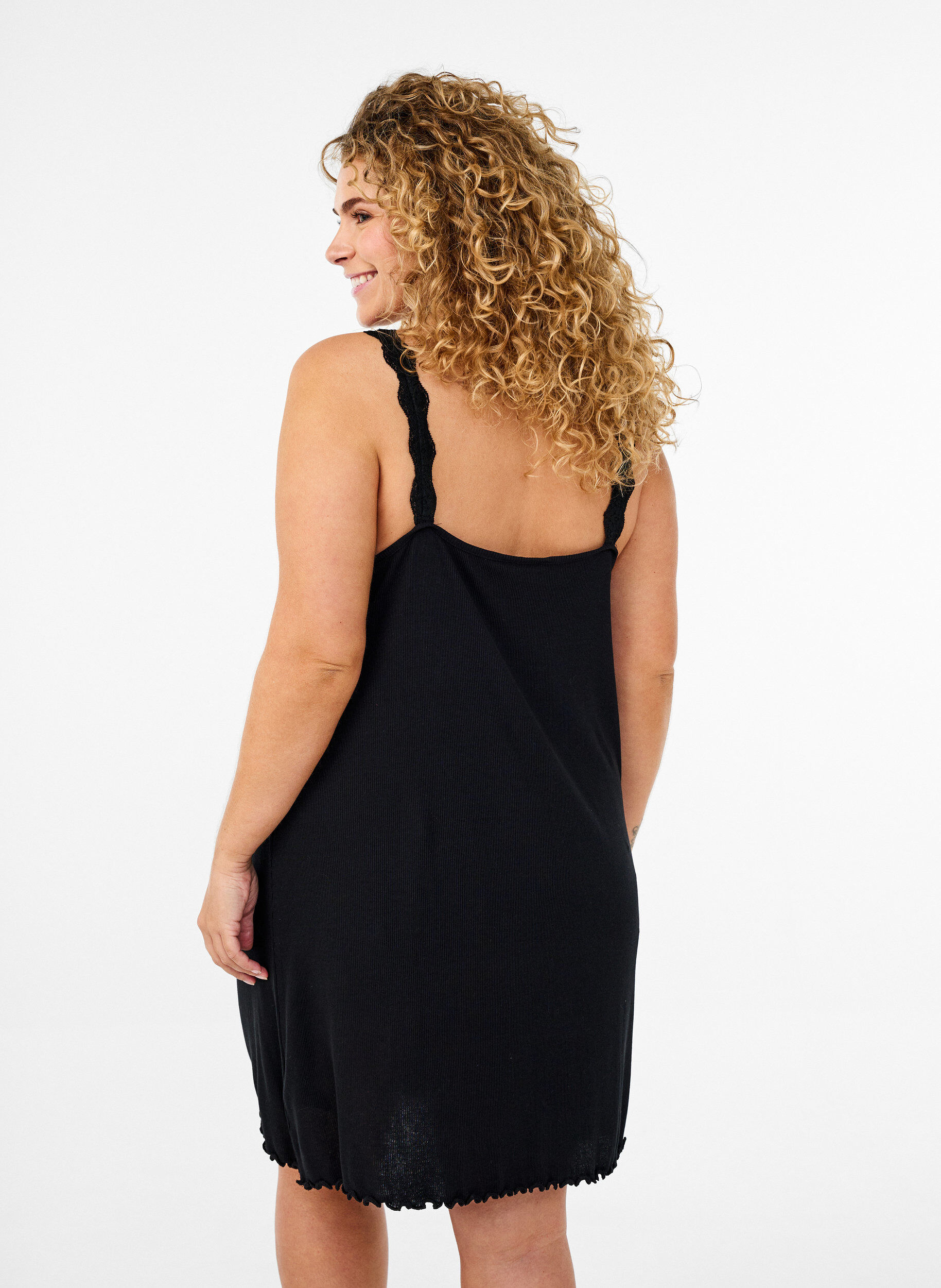 Zizzi Chemise de nuit avec ourlet en dentelle, Noir, Model image number 2