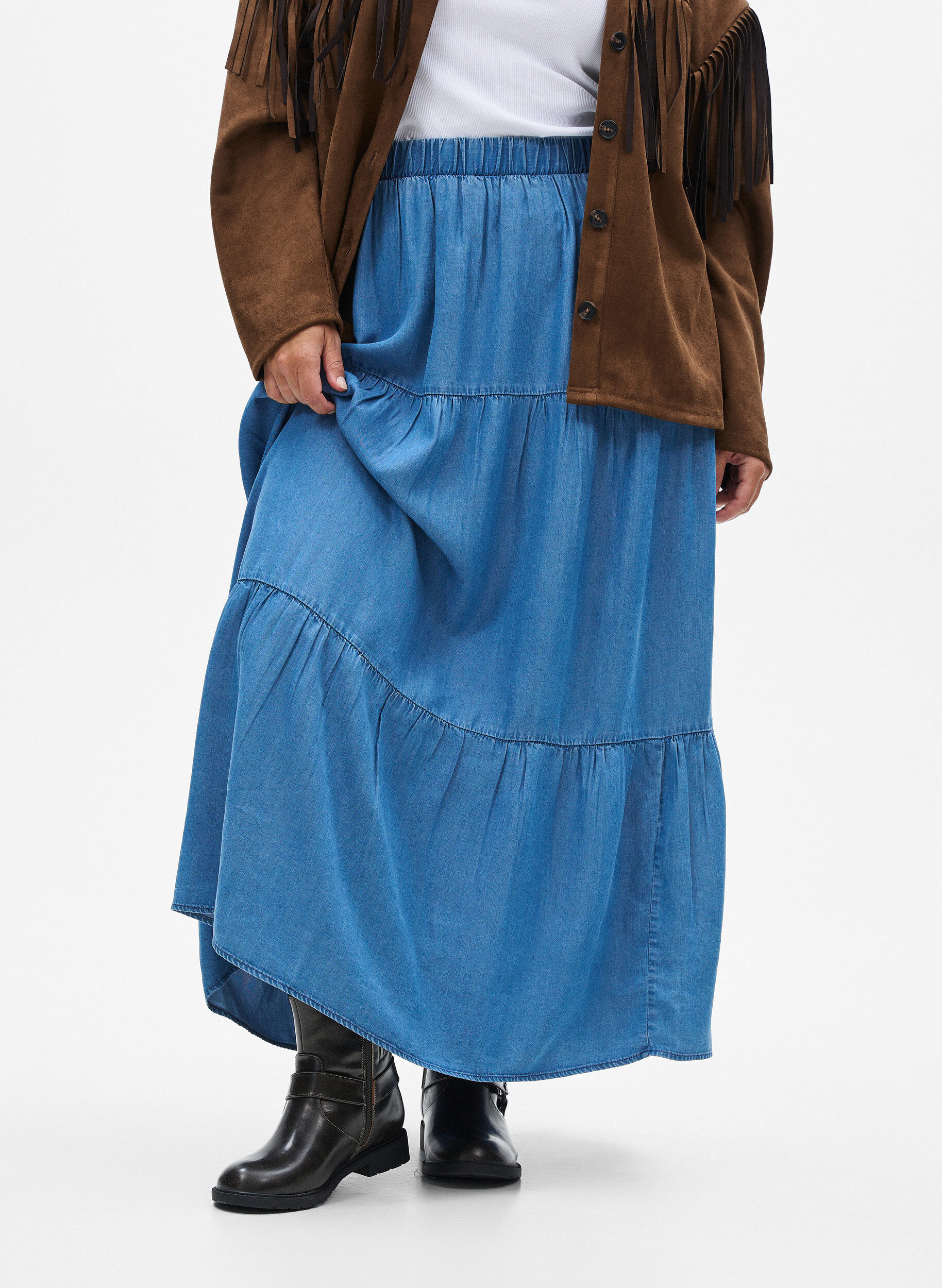 Zizzi Jupe maxi en jean avec volants, Bleu, Model image number 2