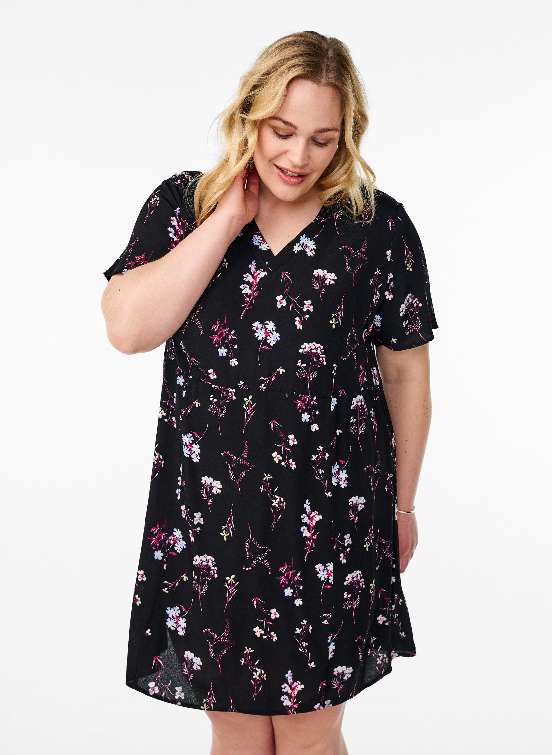 ZizziRobe courte avec imprim&eacute; floral, Noir, Model image number 0