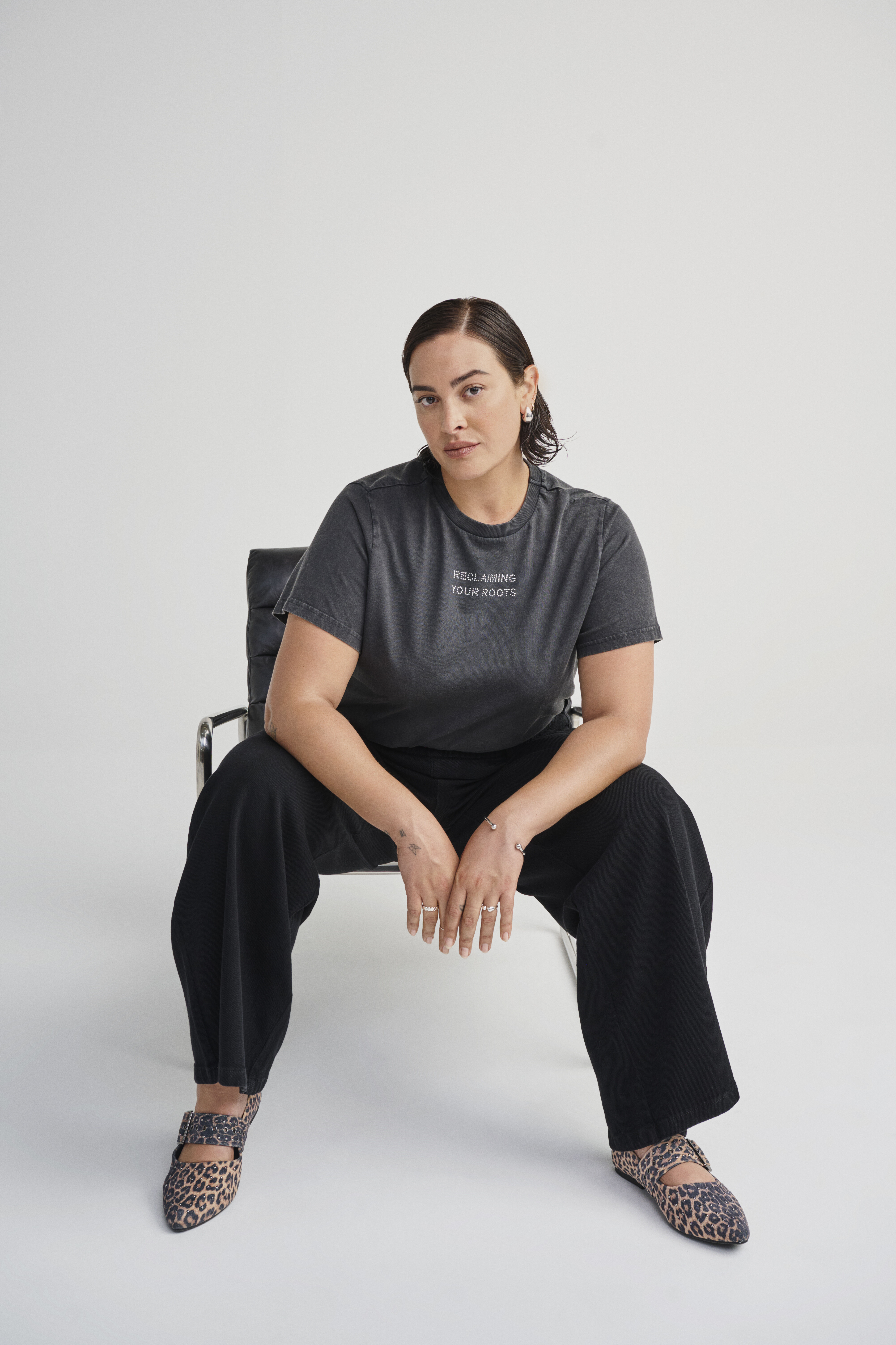 Zizzi Ballerine en l&eacute;opard avec clous, , Model