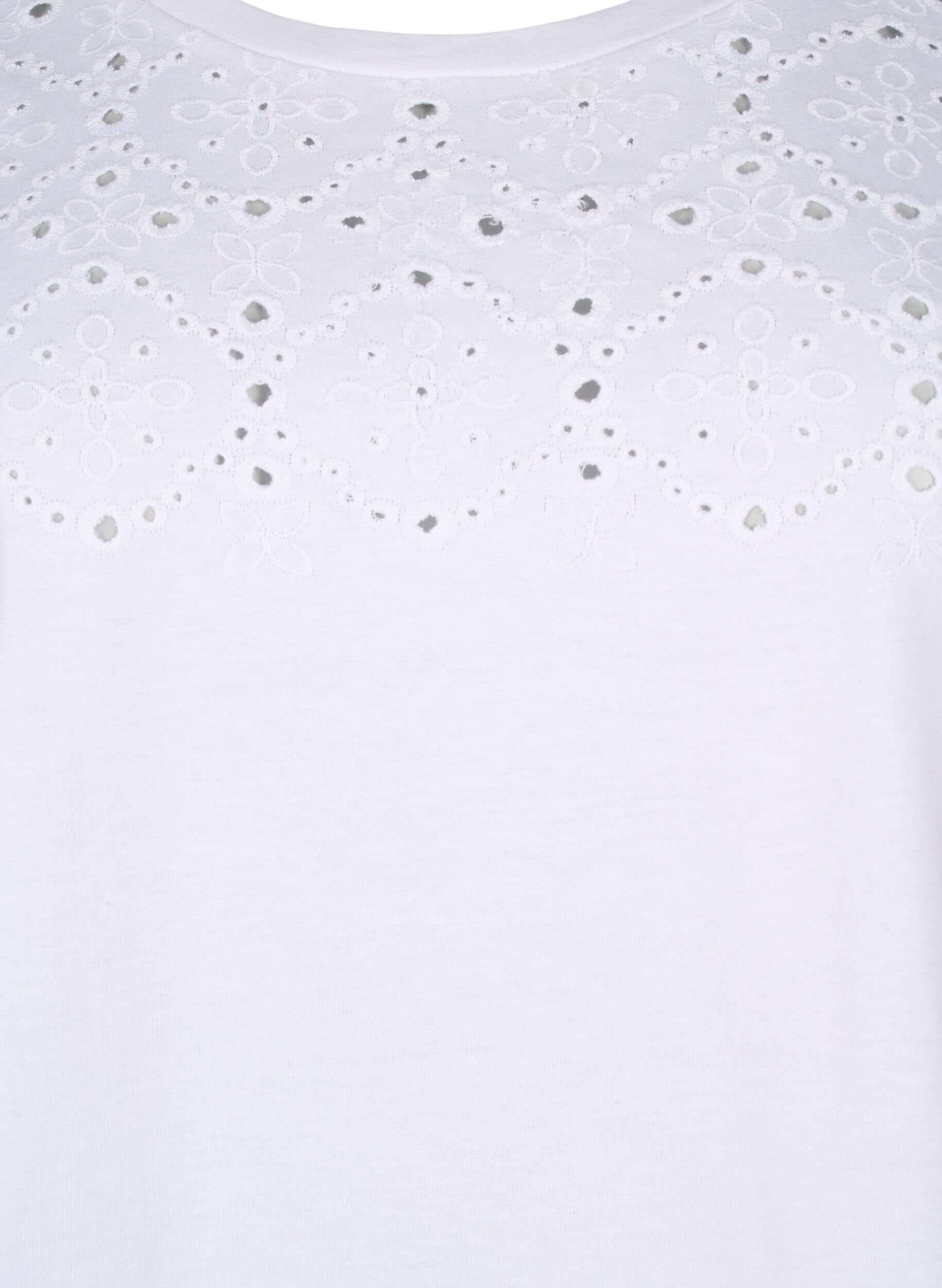 Zizzi T-shirt en coton biologique avec broderie anglaise, Bright White, Packshot image number 2