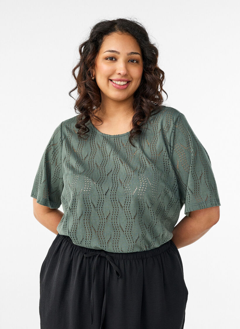 T-shirt en jersey avec broderie ajour&eacute;e, Vert fonc&eacute;, Model image number 0