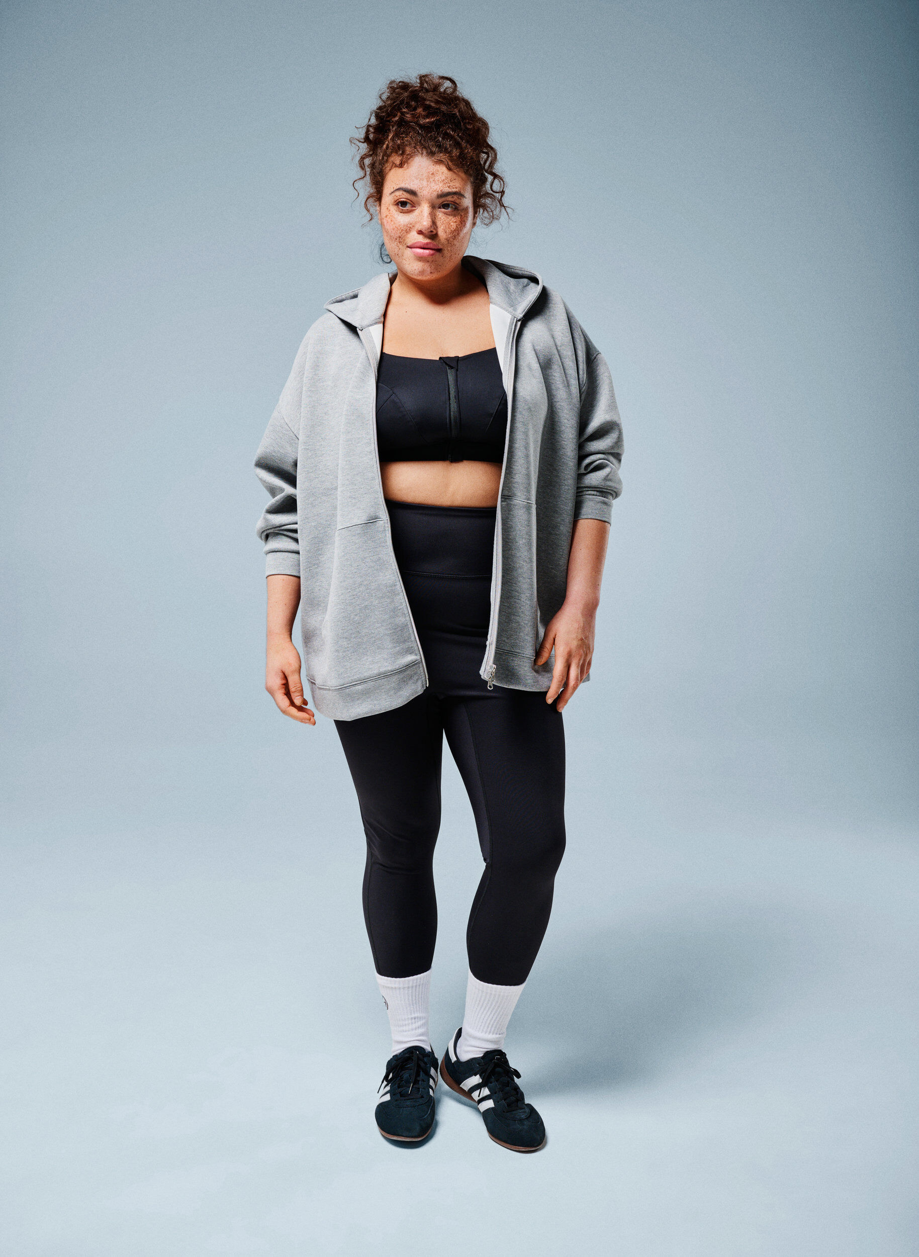 Zizzi CORE, Leggings de sport anti-transparence avec poche, Noir, Image image number 0