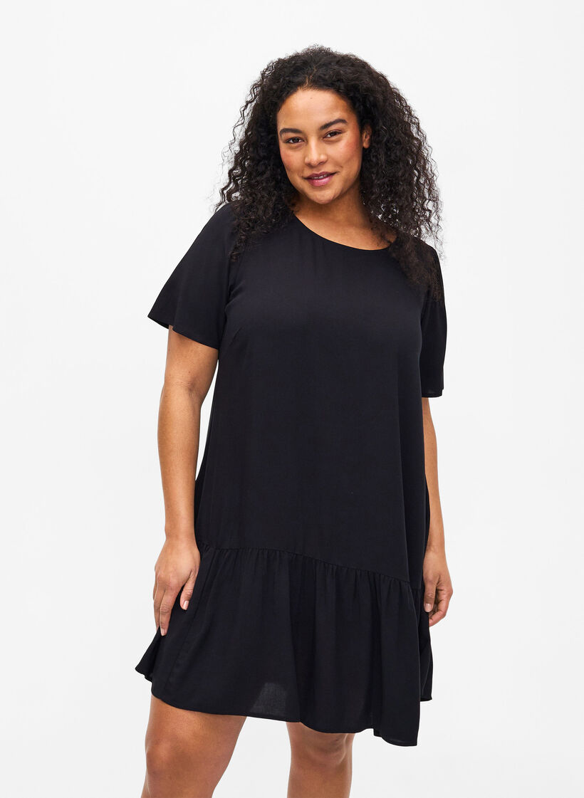 Robe en viscose avec d&eacute;coupe, Noir, Model image number 0