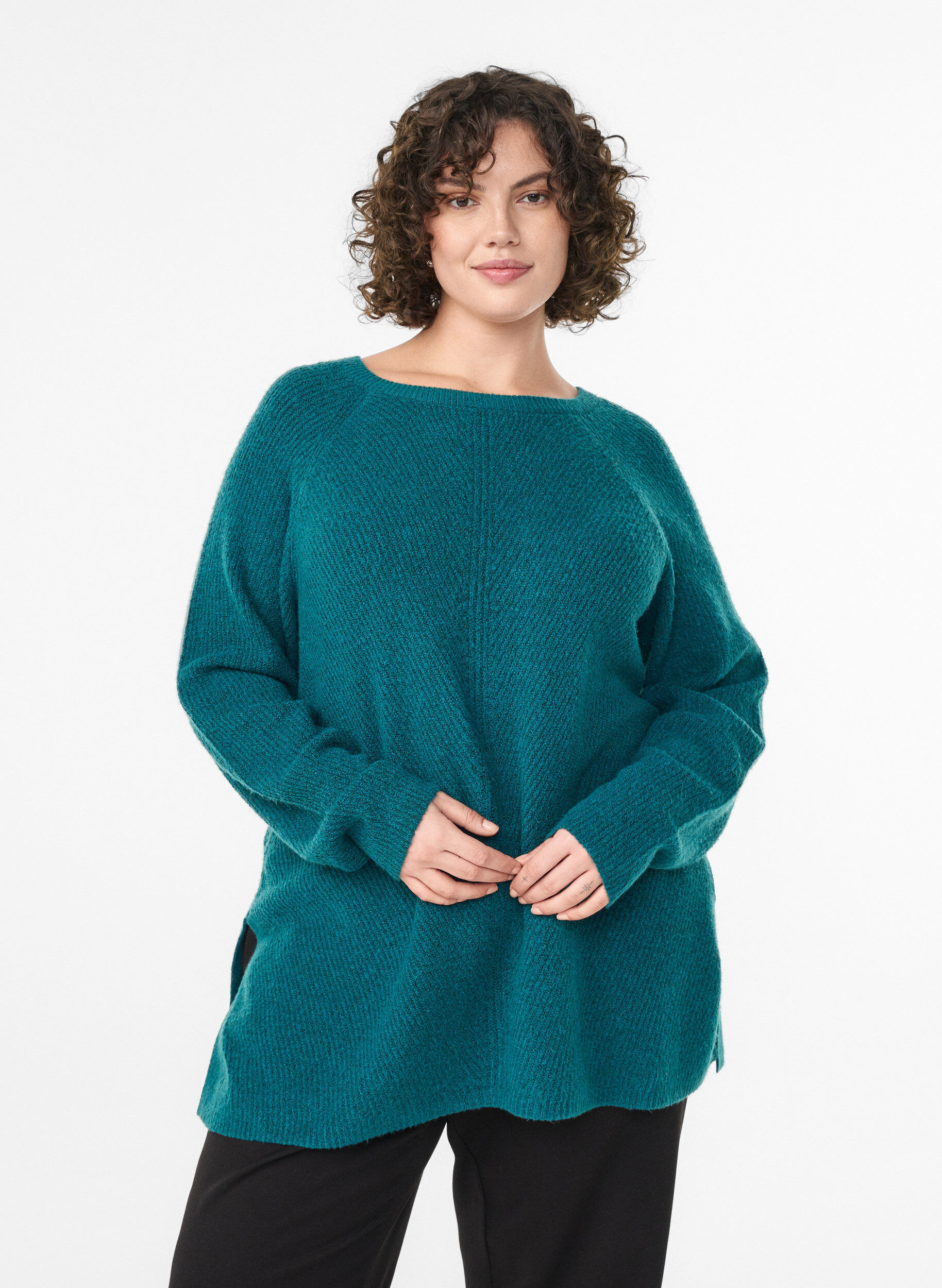 Pull en maille &agrave; motif diagonal et manches raglan, Vert, Model