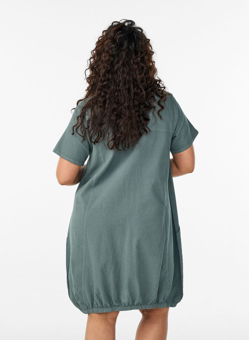 Robe en coton &agrave; manches courtes, Vert fonc&eacute;, Model image number 2