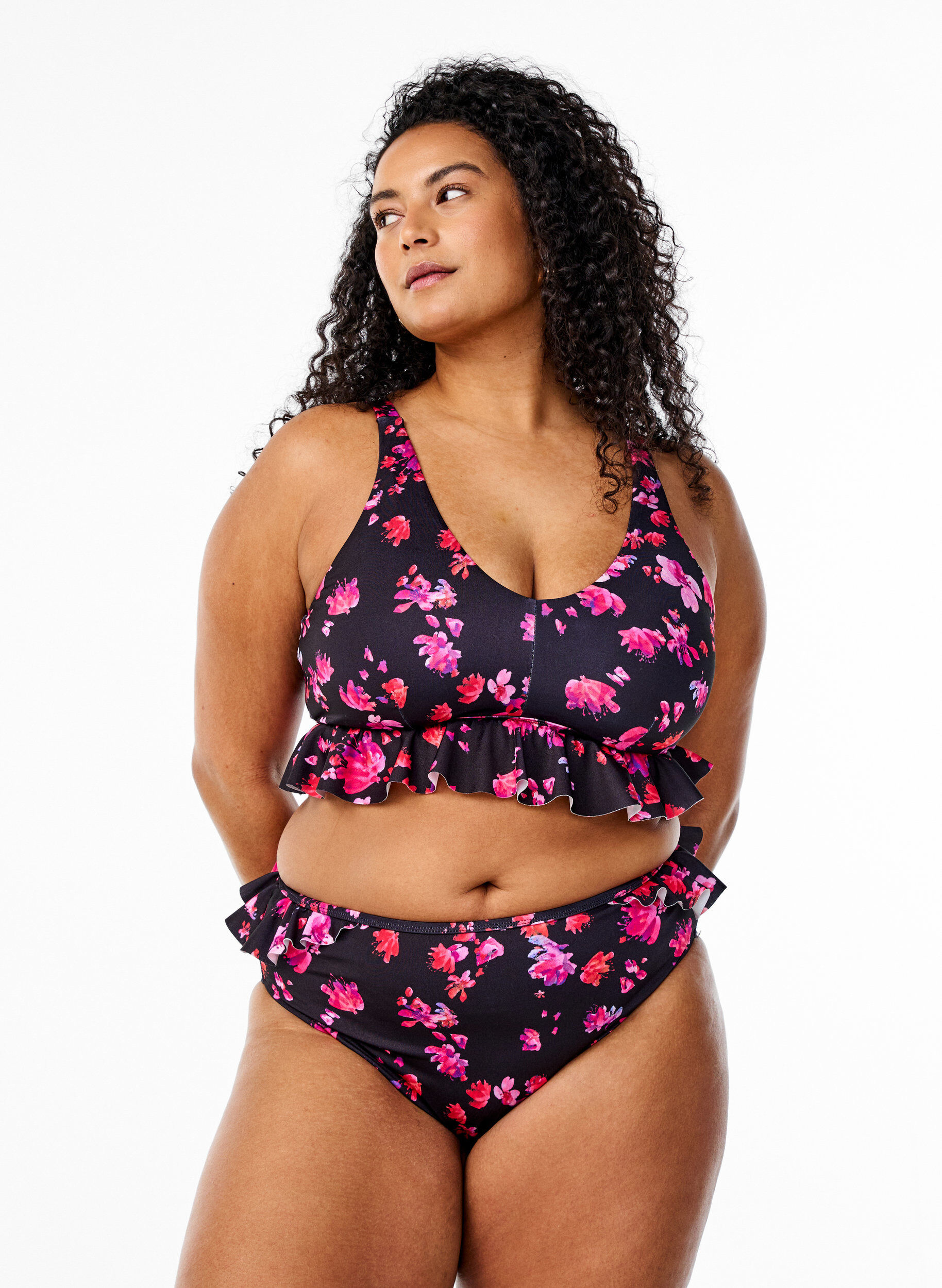 Zizzi Haut de bikini fleuri avec volants, Rose, Model image number 1