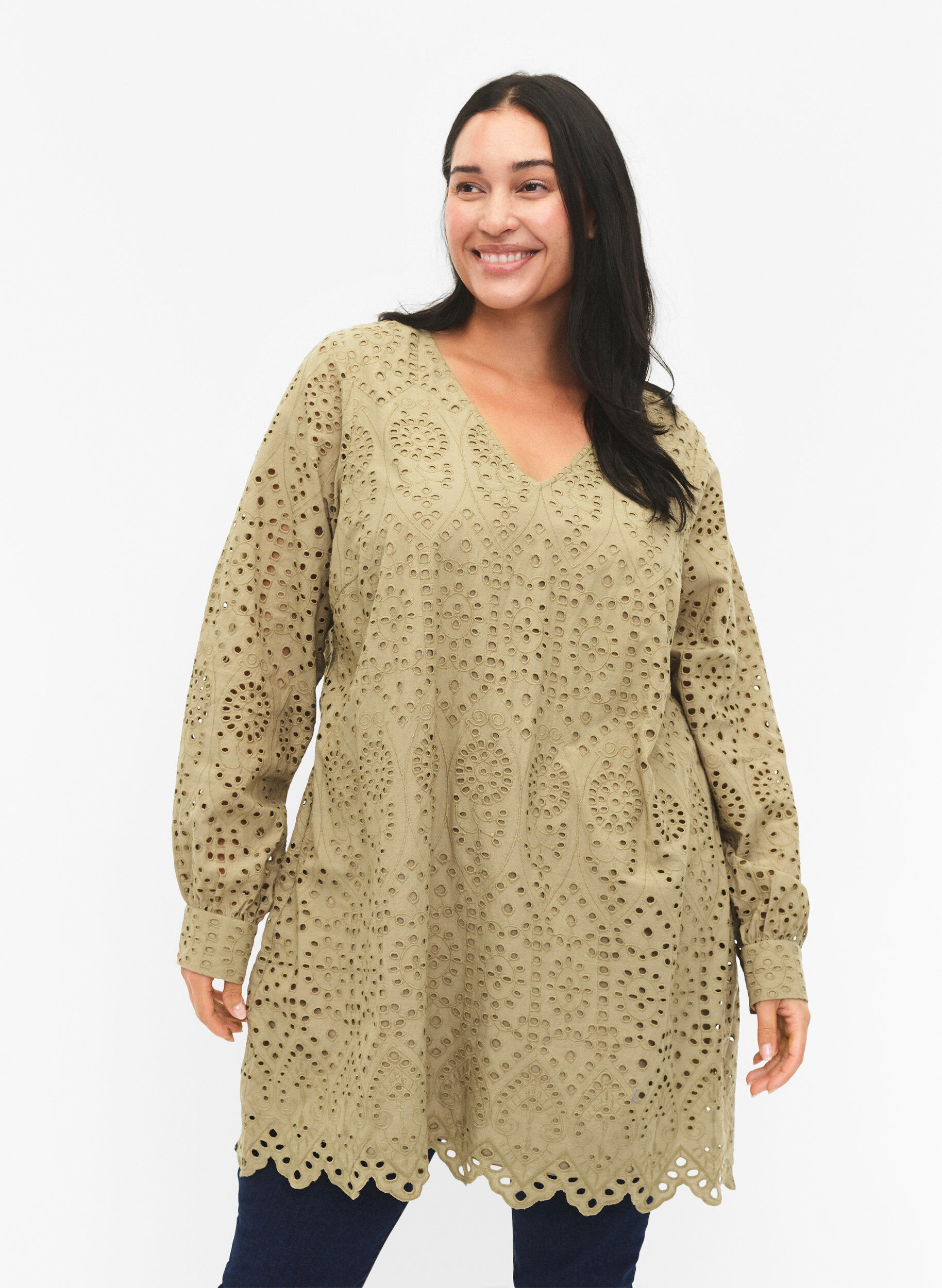 Zizzi Tunique en coton avec broderie anglaise, Coriander, Model image number 0