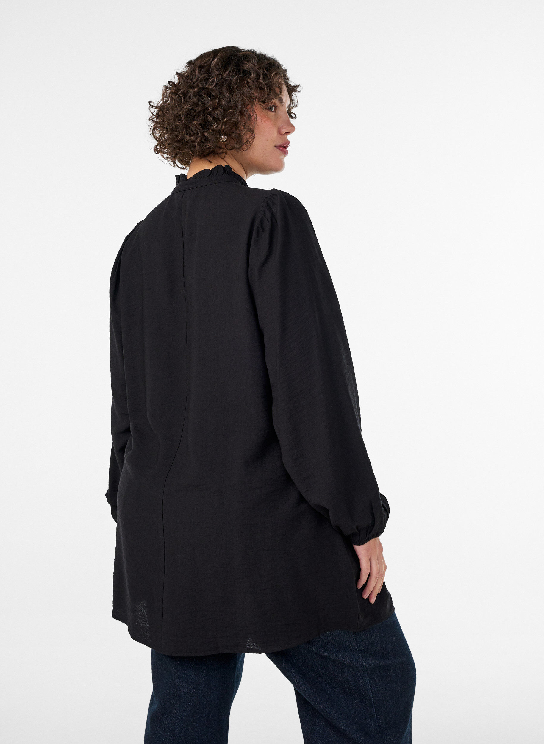 ZizziTunique en viscose avec volants et boutons, Noir, Model image number 2