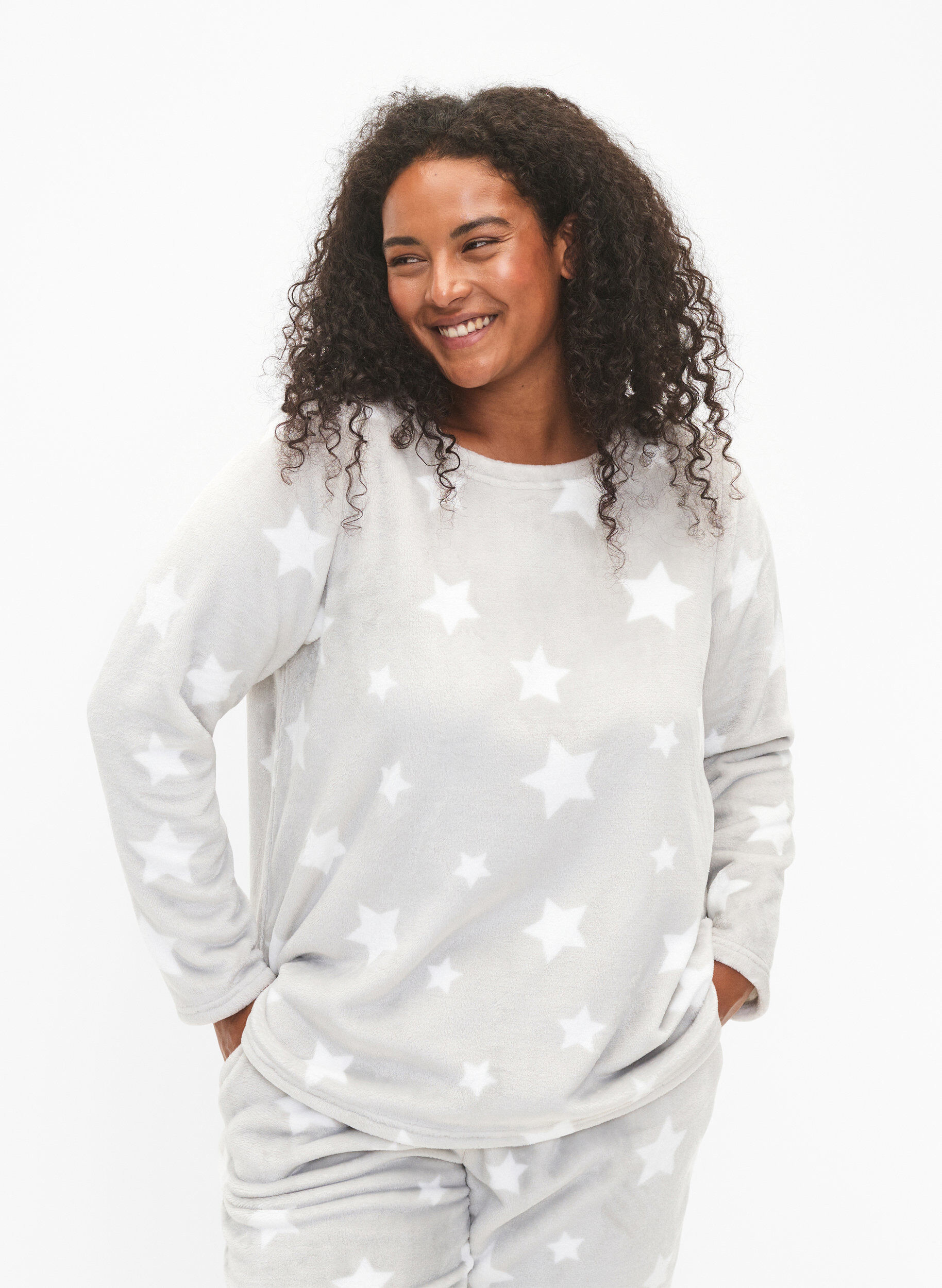 Zizzi Blouse &agrave; manches longues avec des &eacute;toiles, Grey Star, Model image number 0