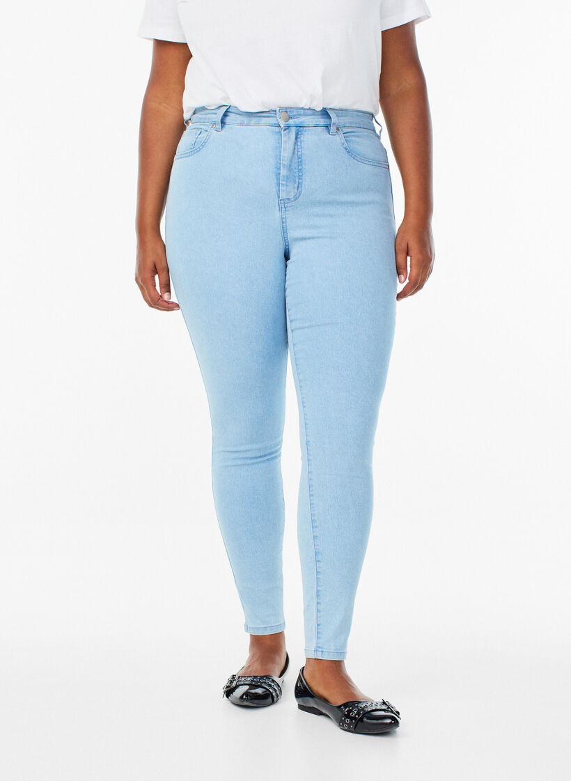 Jean Amy taille haute coupe super slim, Bleu Clair, Model image number 2