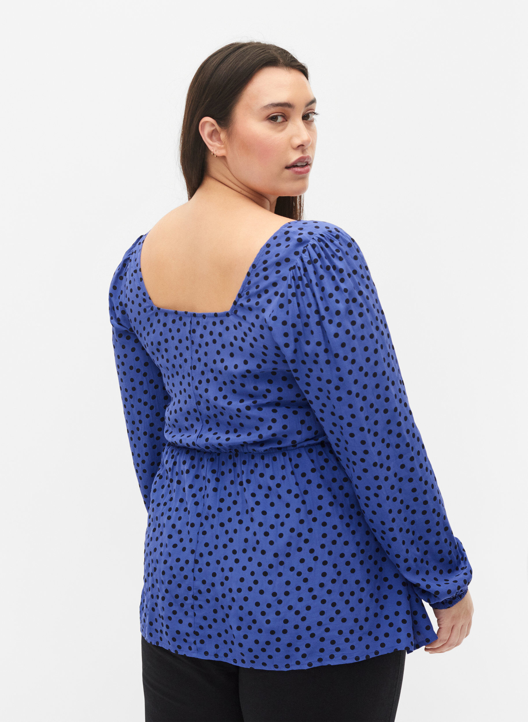Zizzi Blouse en viscose &agrave; pois avec smock, R.Blue w. Black Dot, Model image number 1