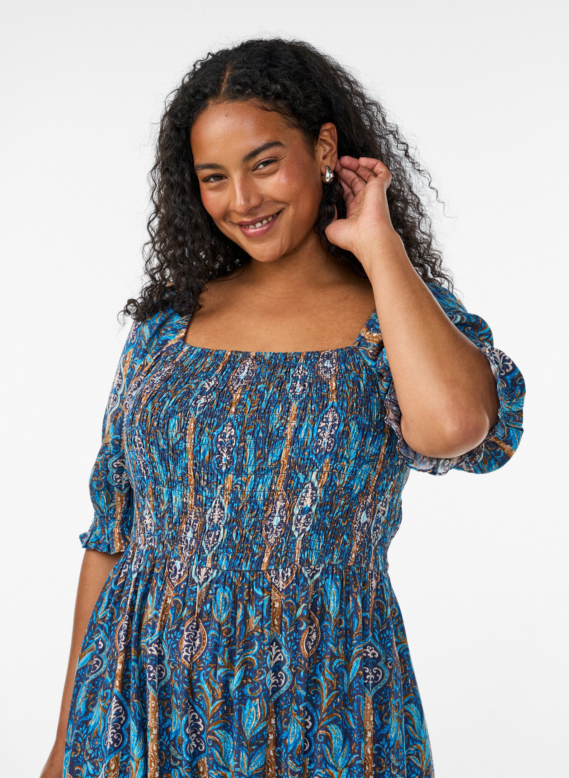 ZizziRobe d'&eacute;t&eacute; en viscose &agrave; imprim&eacute; paisley, Bleu, Model image number 2
