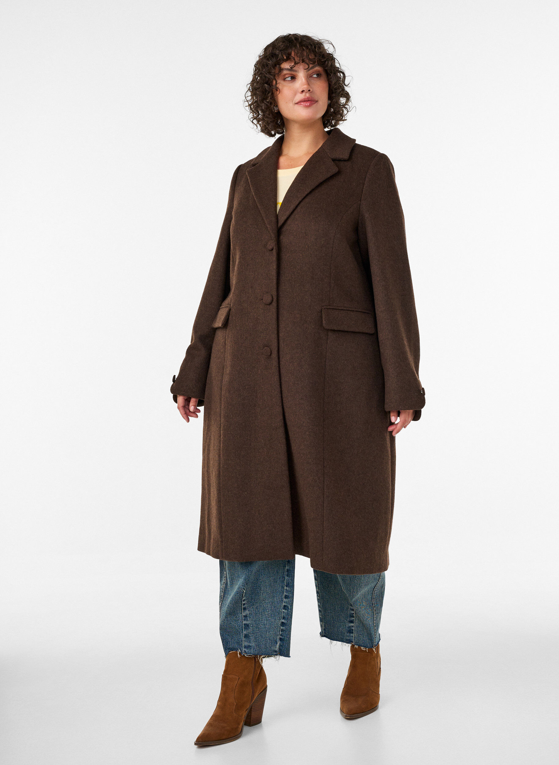 ZizziManteau en m&eacute;lange de laine avec revers et boutons, Marron, Model image number 0