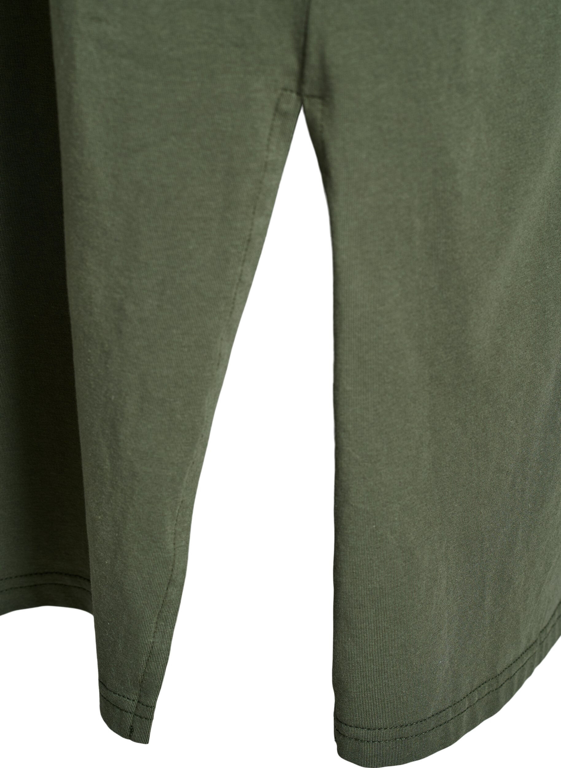 Zizzi Robe T-shirt midi avec col en V, 2151, Packshot image number 3