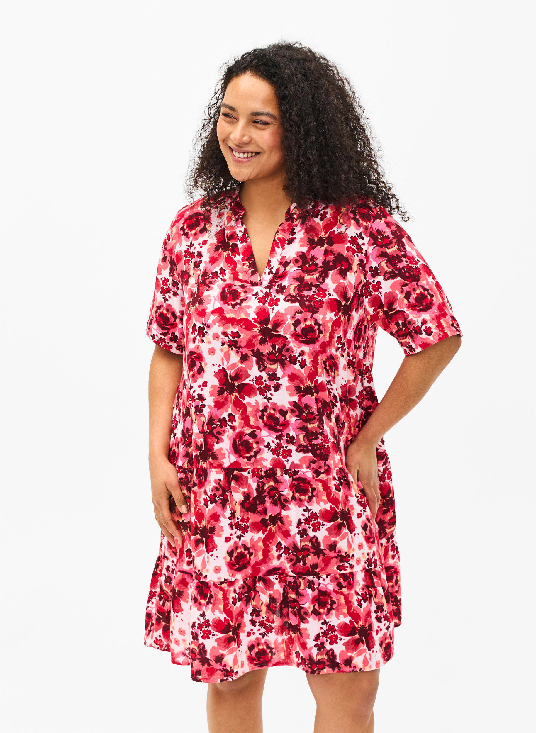 Zizzi Robe en coton &agrave; imprim&eacute; floral, Pink AOP Flower, Model image number 0