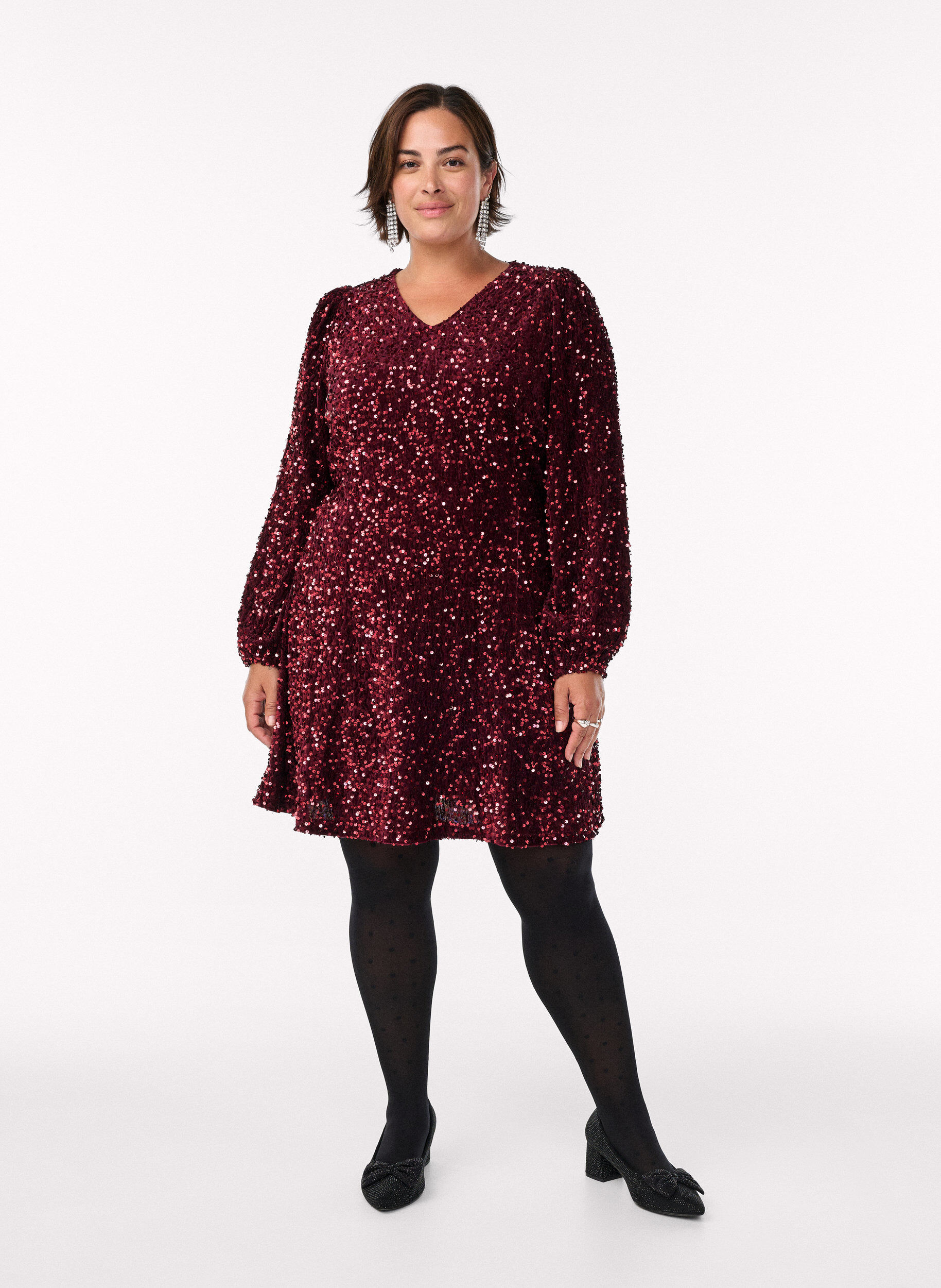 ZizziRobe courte &eacute;vas&eacute;e &agrave; sequins, Rouge, Model image number 1