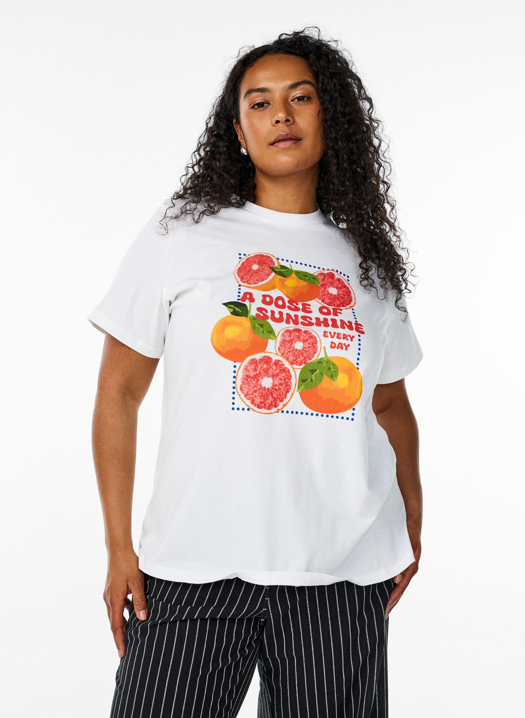 Zizzi T-shirt en coton biologique avec motif d'agrumes, Blanc, Model image number 0