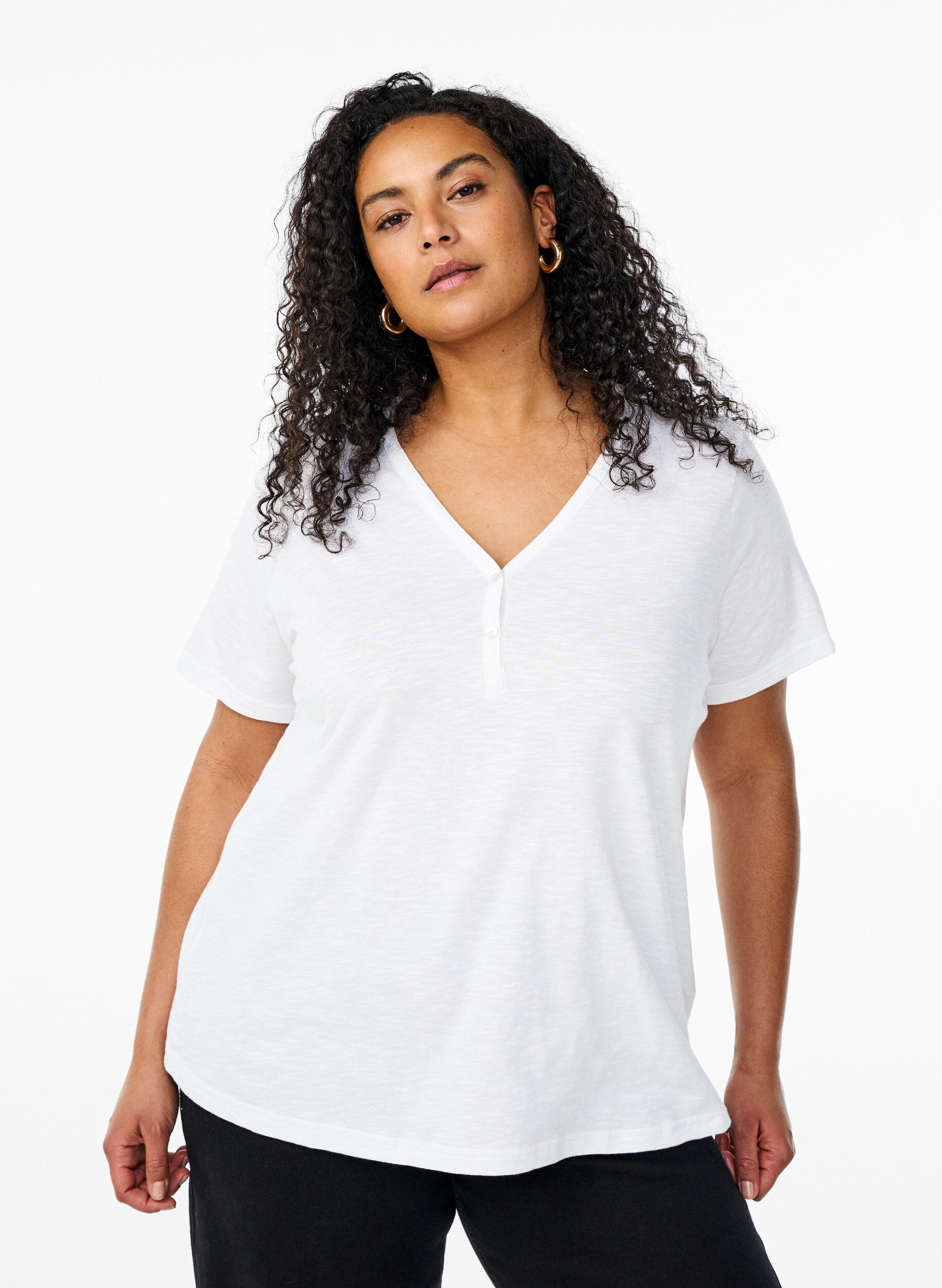 T-shirt dot&eacute; de boutons, Blanc, Model