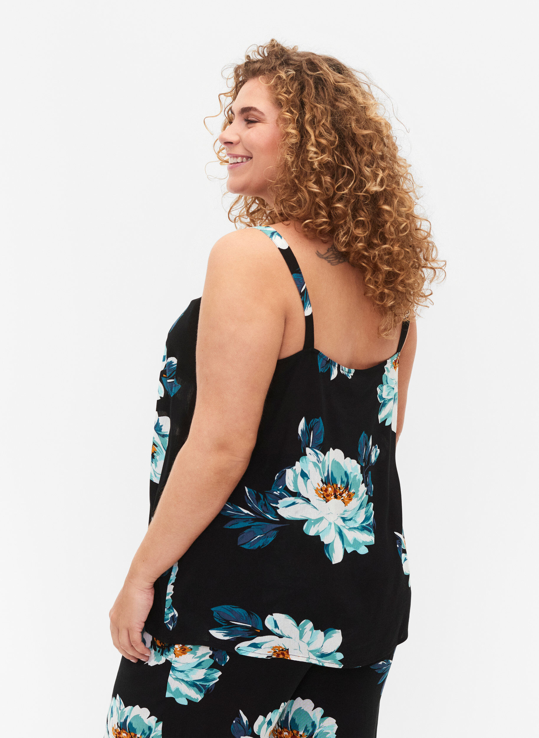 Zizzi Top sans manches en viscose, Black Big Flower, Model image number 1