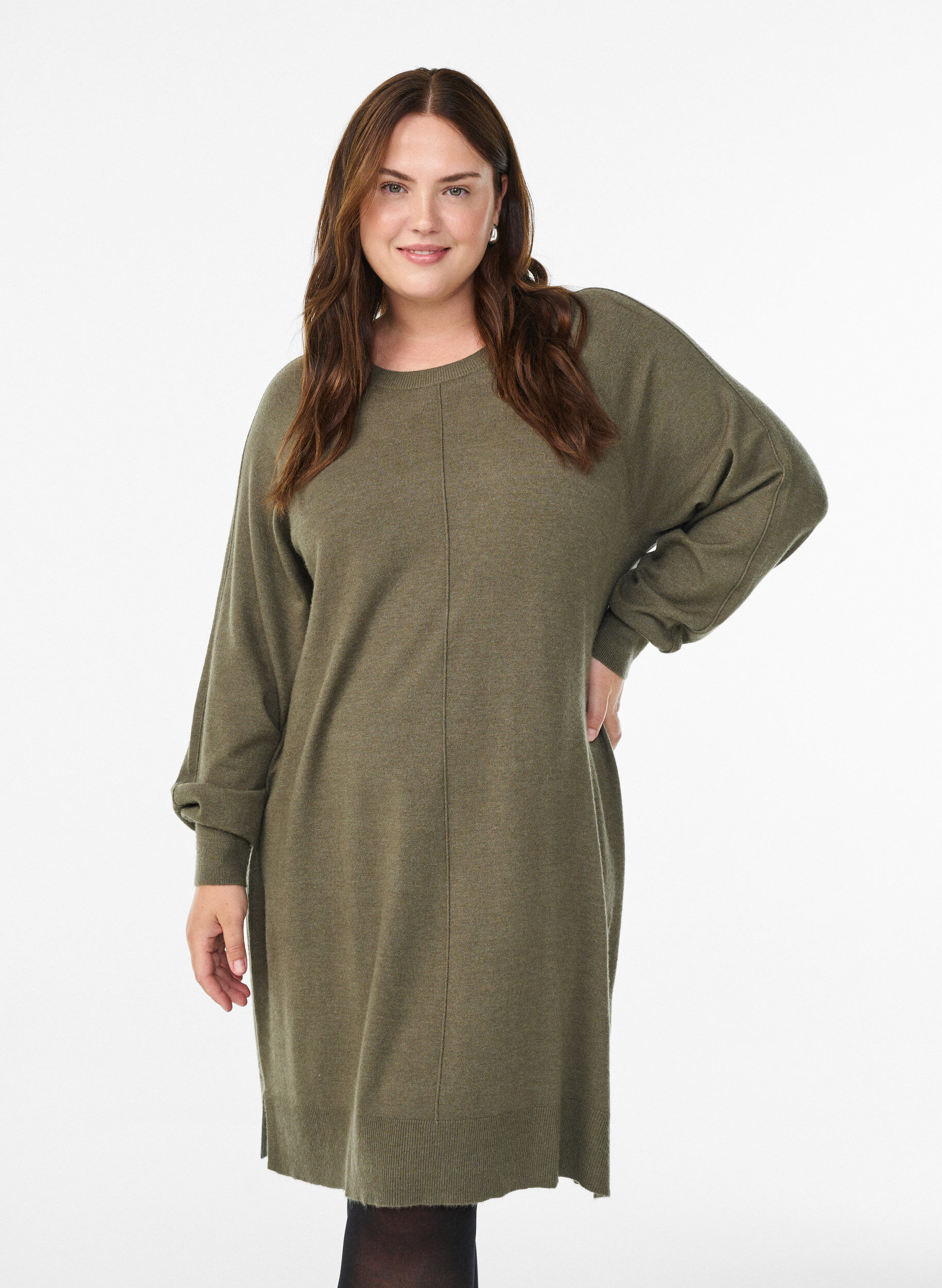 Robe courte en maille &agrave; manches raglan et couture centrale, Vert Kaki, Model