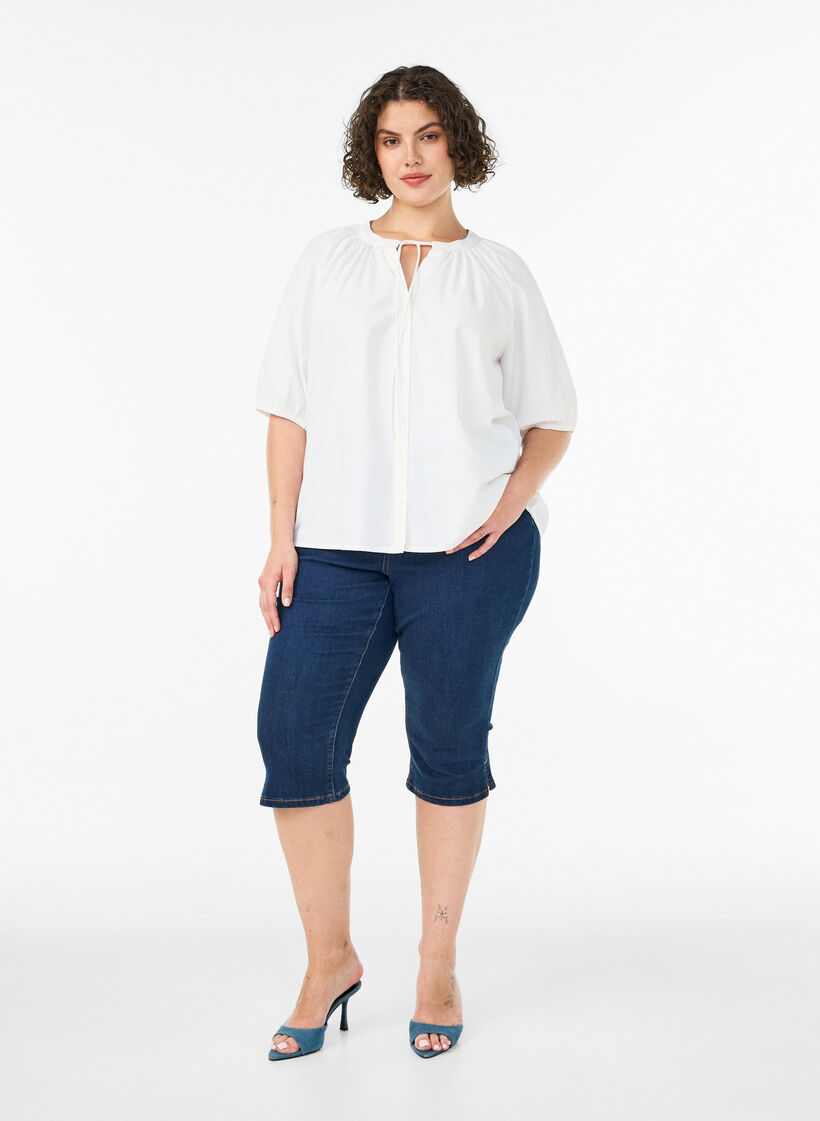 Chemisier avec fermeture boutonn&eacute;e et ceinture &agrave; nouer, Blanc, Model image number 1
