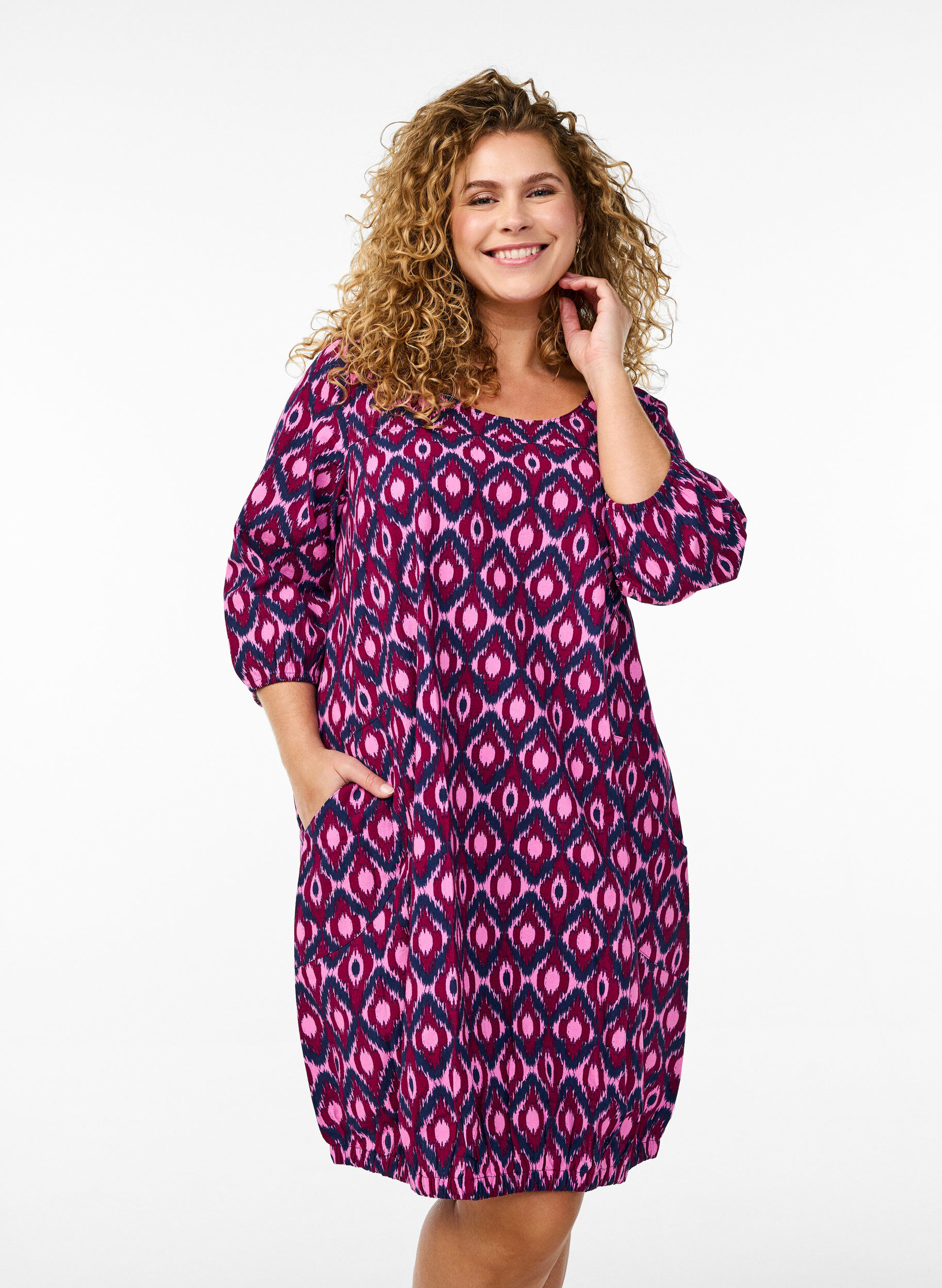Zizzi Robe courte en coton avec manches 3/4 et poches, Rose, Model image number 0