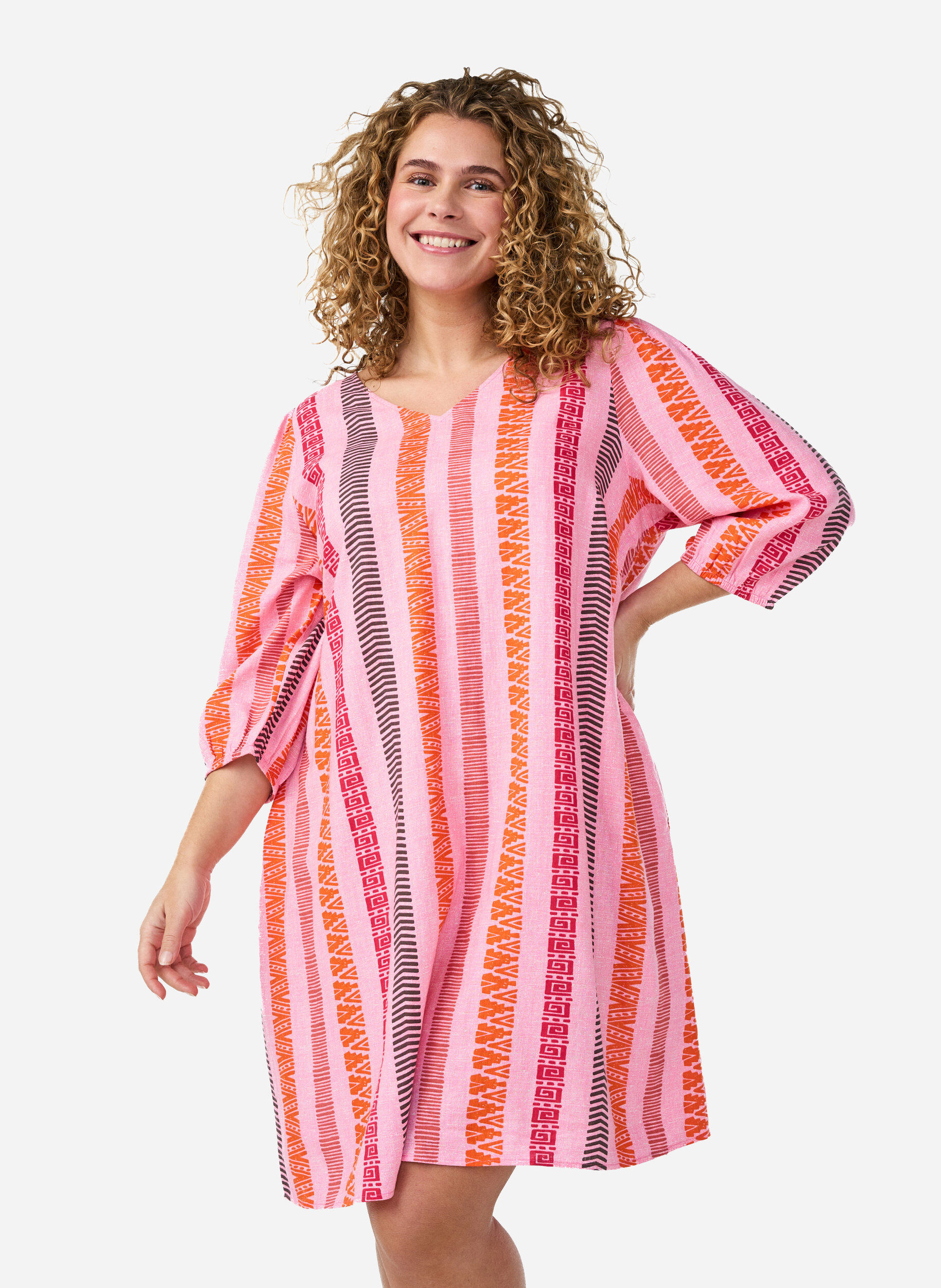 Robes courtes en lin et viscose &agrave; manches 3/4, Rose, Model