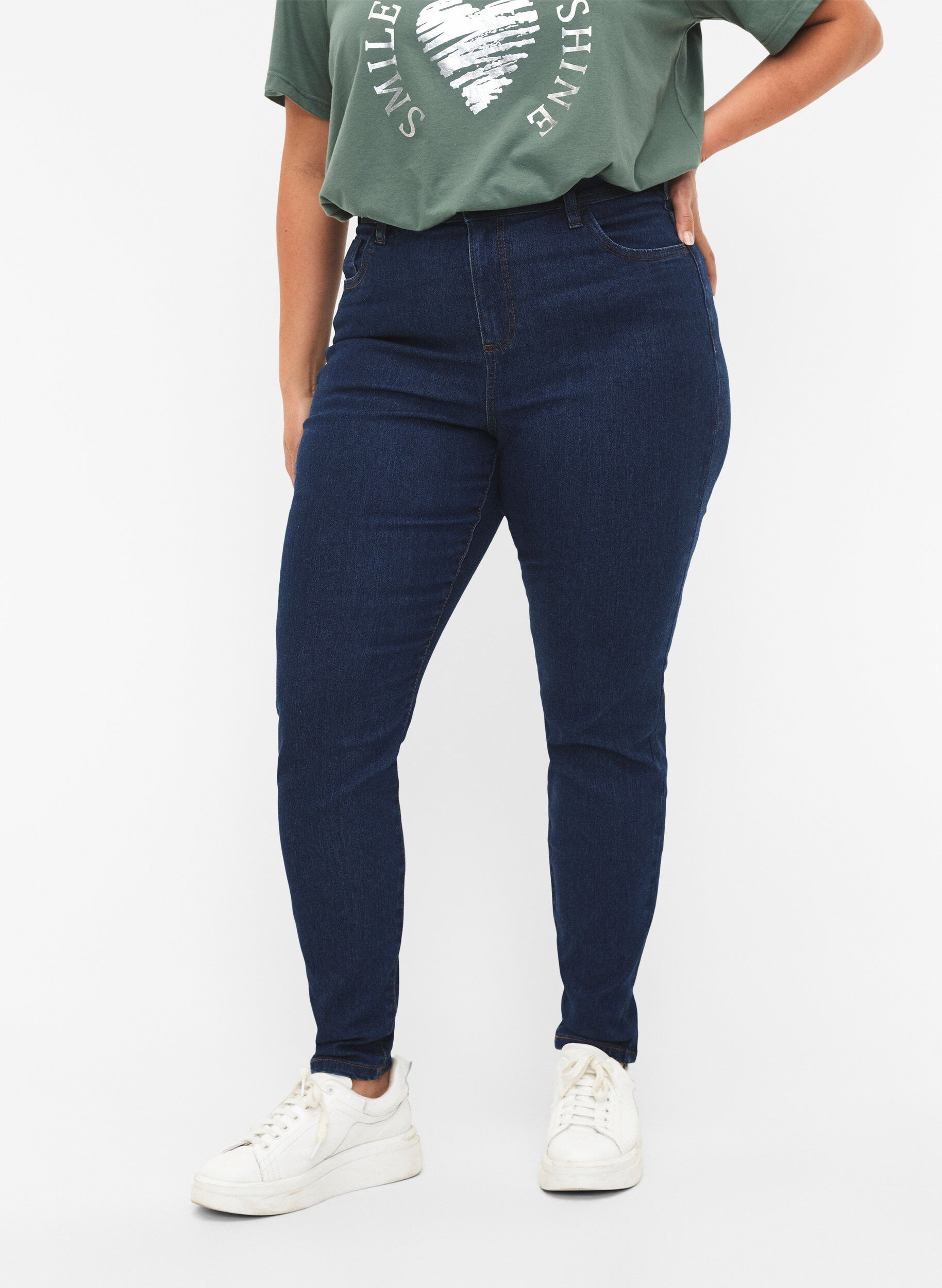 ZizziJeans avec coupe super slim, Bleu, Model image number 2