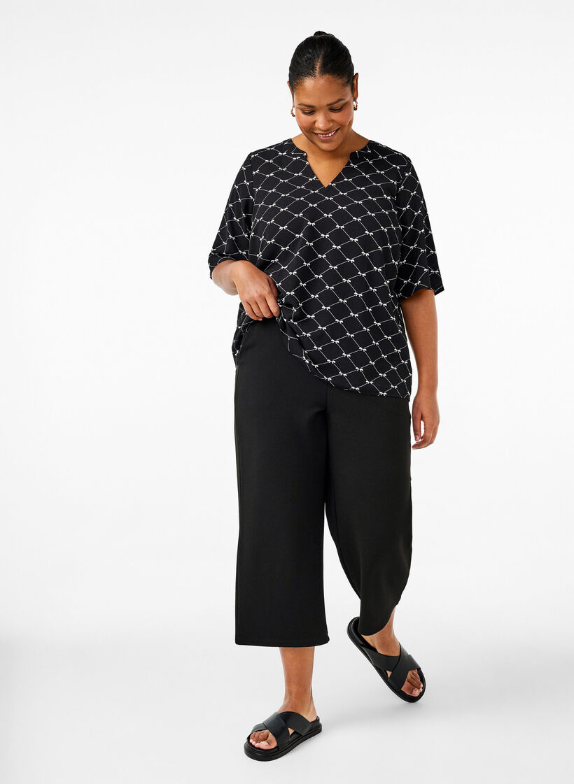 Chemisier à col en V avec imprimé de nœud, Black Bow AOP, Model image number 2