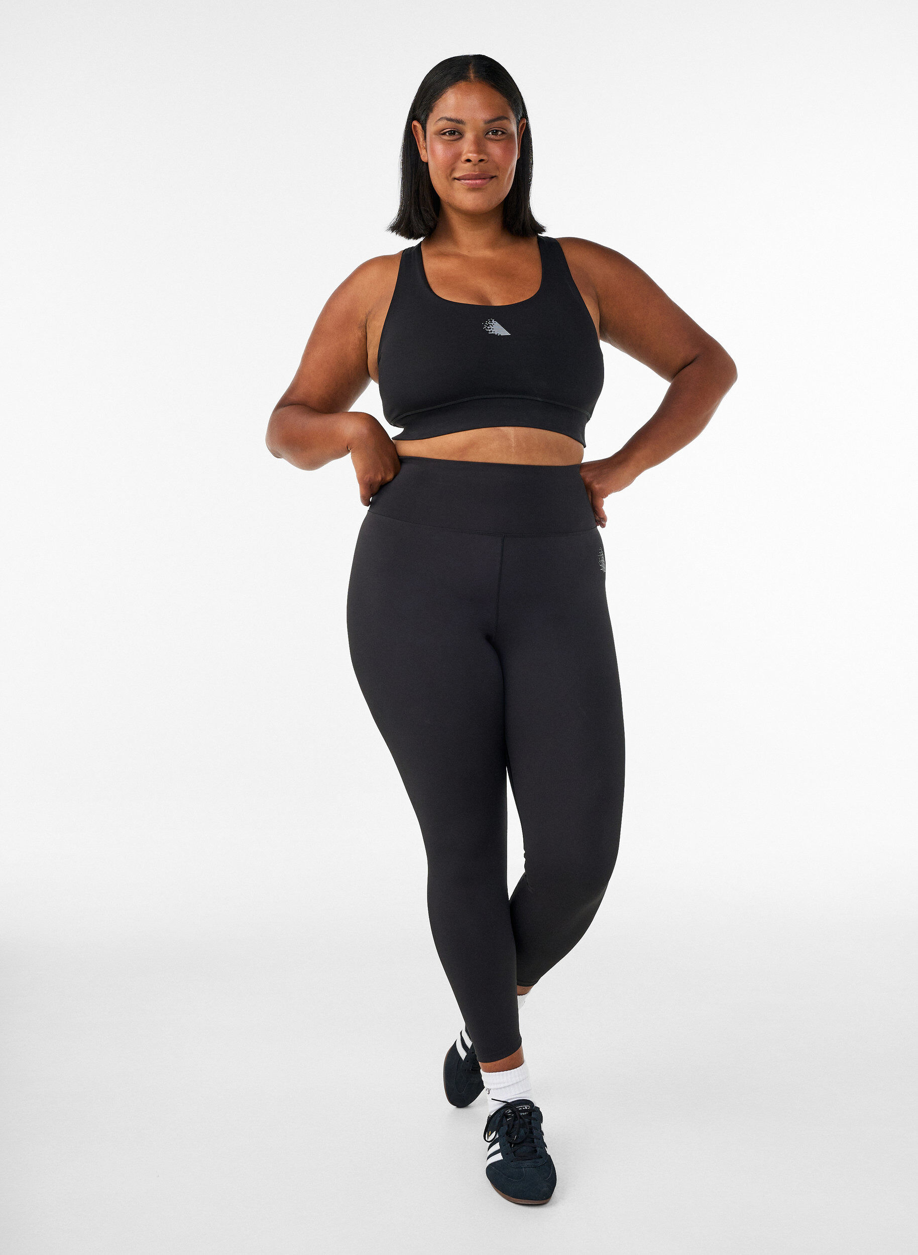 Legging d'entra&icirc;nement taille haute avec poche dans la ceinture, Noir, Model