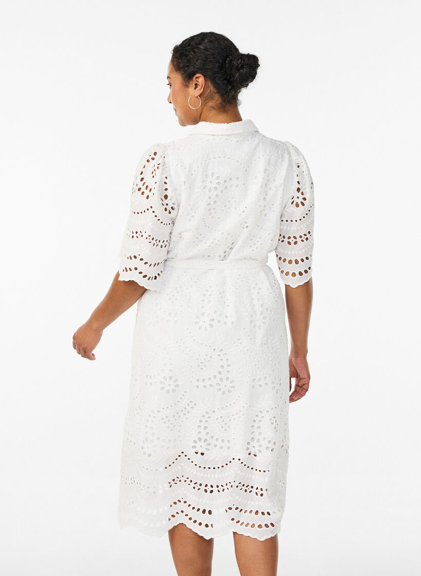 Robe chemise en broderie anglaise avec une ceinture &agrave; nouer, Blanc, Model image number 2