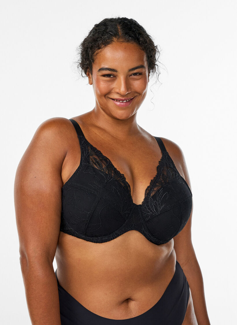 Soutien-gorge rembourr&eacute; en dentelle avec armatures, Noir, Model image number 0