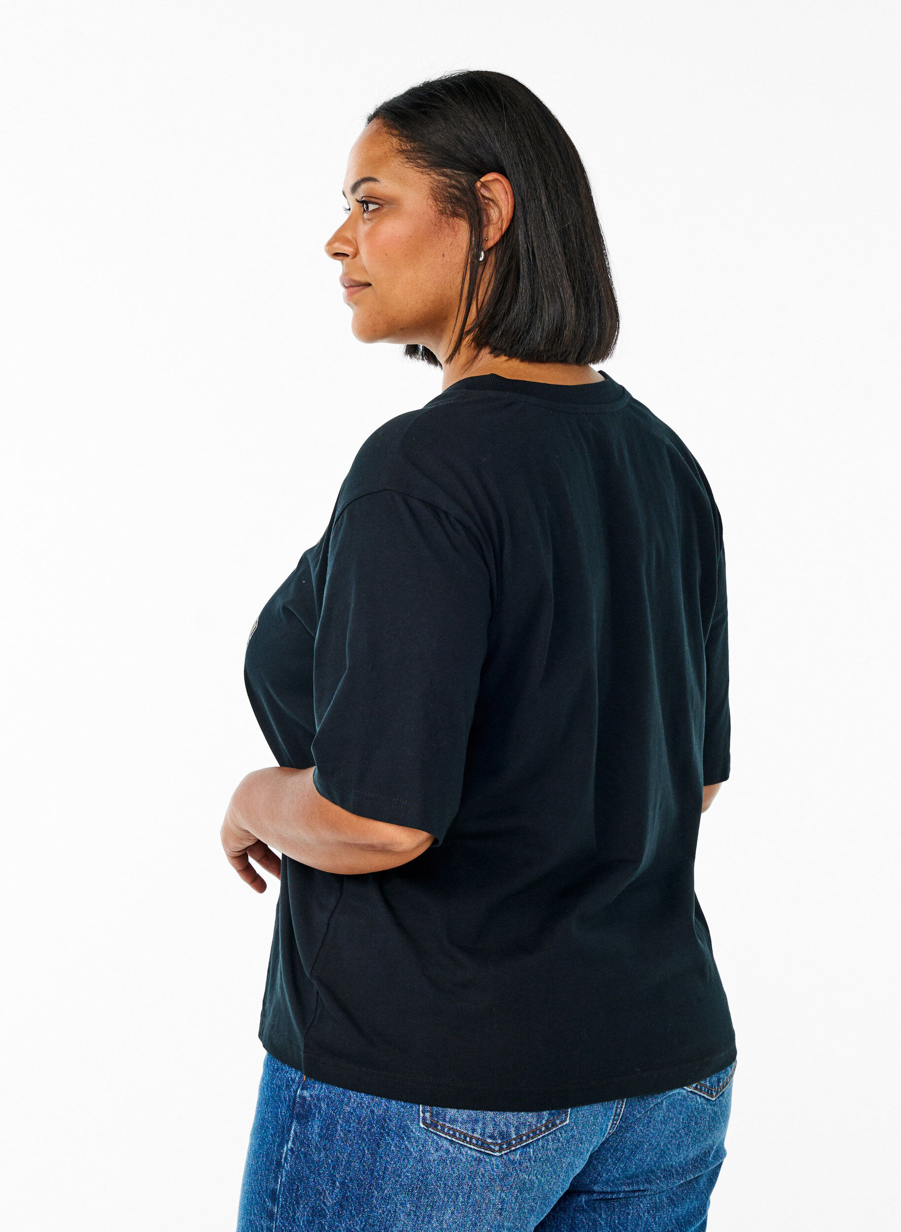 Zizzi T-shirt oversize avec imprim&eacute; Racing, Noir, Model image number 2