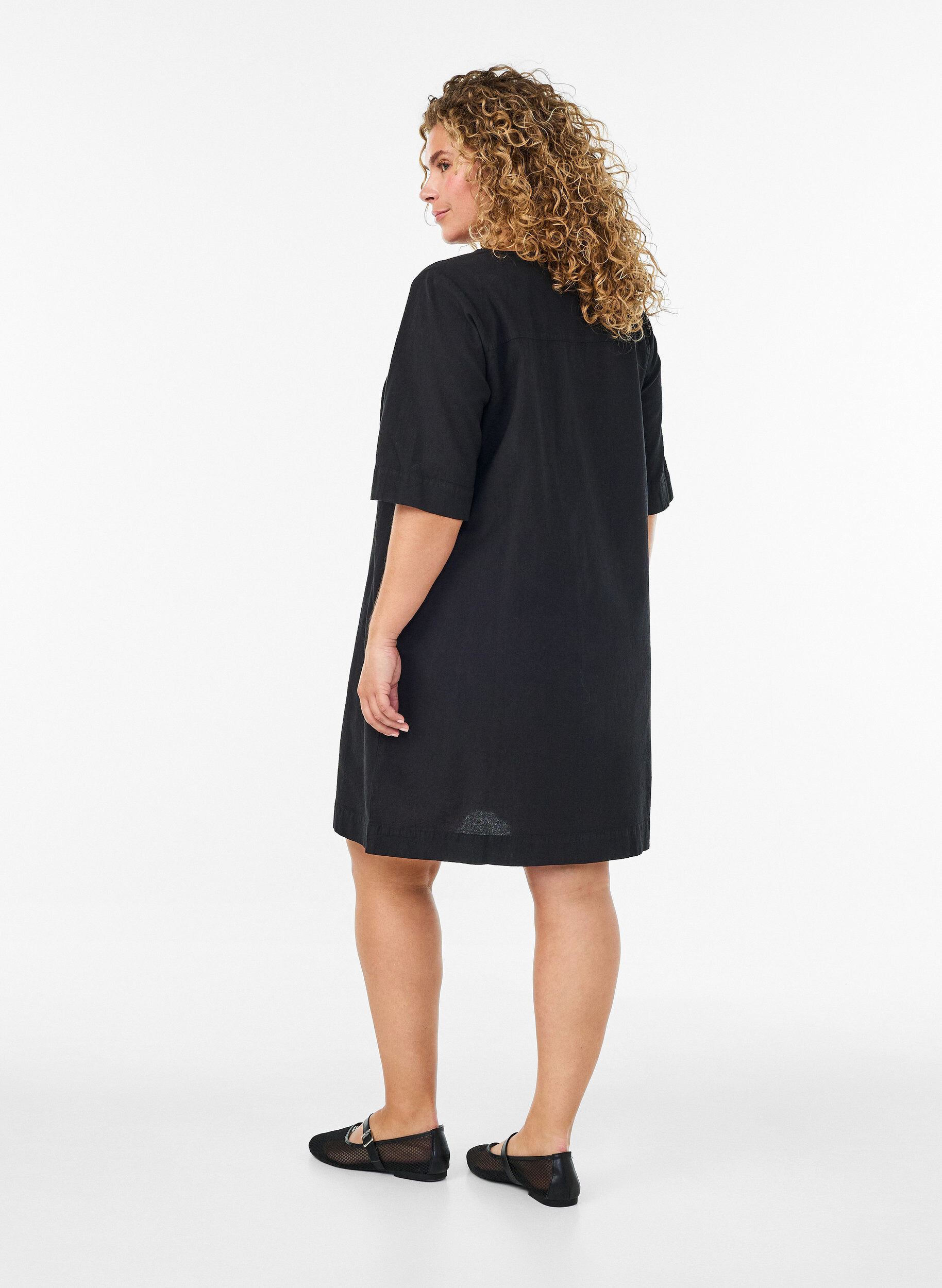ZizziRobe en coton avec manches courtes et poches, Noir, Model image number 2