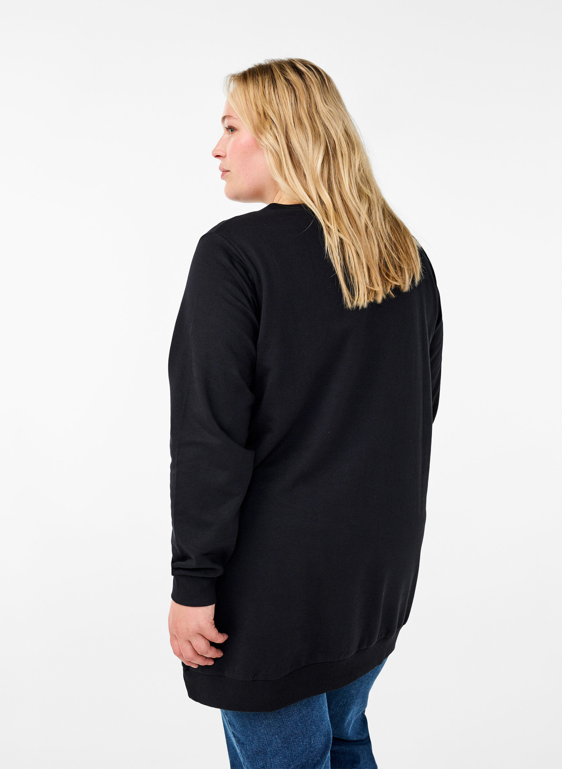 Zizzi Tunique sweat avec d&eacute;tails m&eacute;talliques, Black, Model image number 1