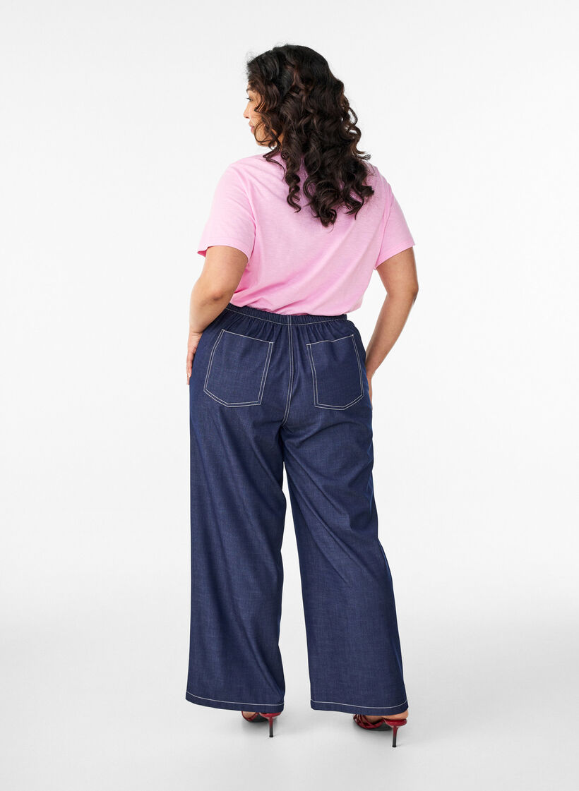 Pantalon aspect denim avec des surpiq&ucirc;res contrastantes, Bleu, Model image number 1