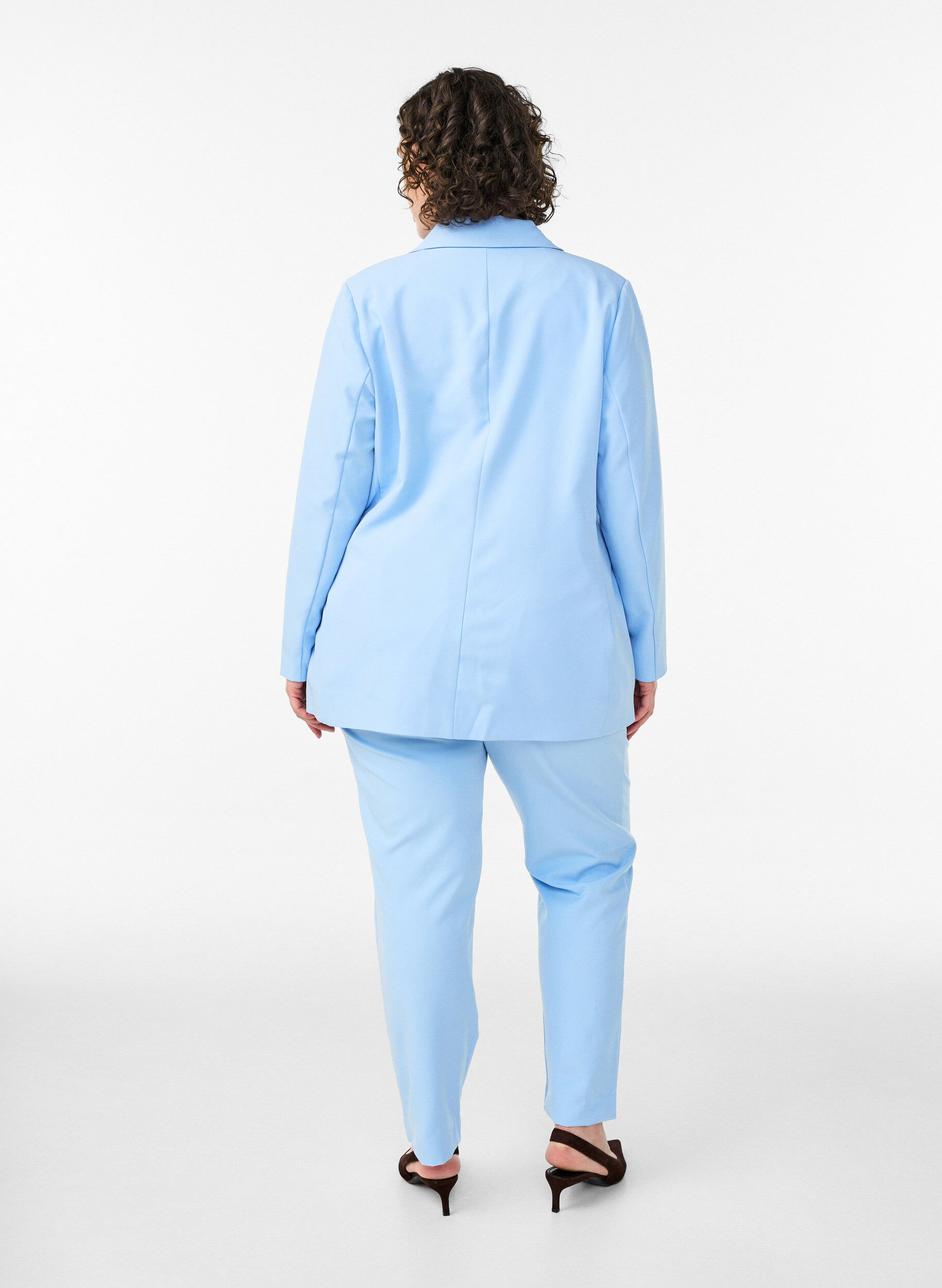 Zizzi Pantalon avec poches et jambes droites, Bleu Clair, Model image number 1