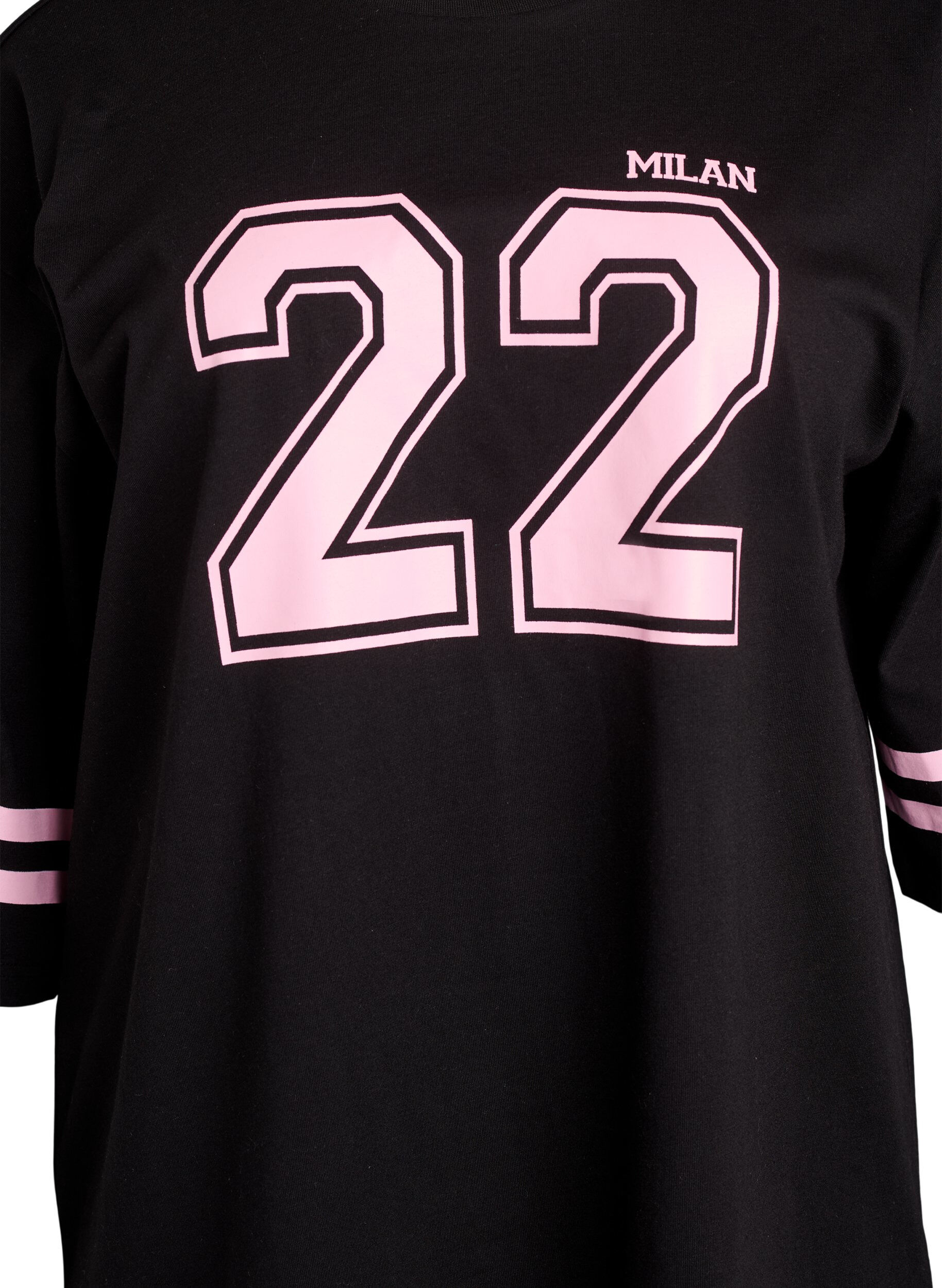 Zizzi T-shirt college oversize &agrave; manches 3/4, Noir, Packshot image number 2