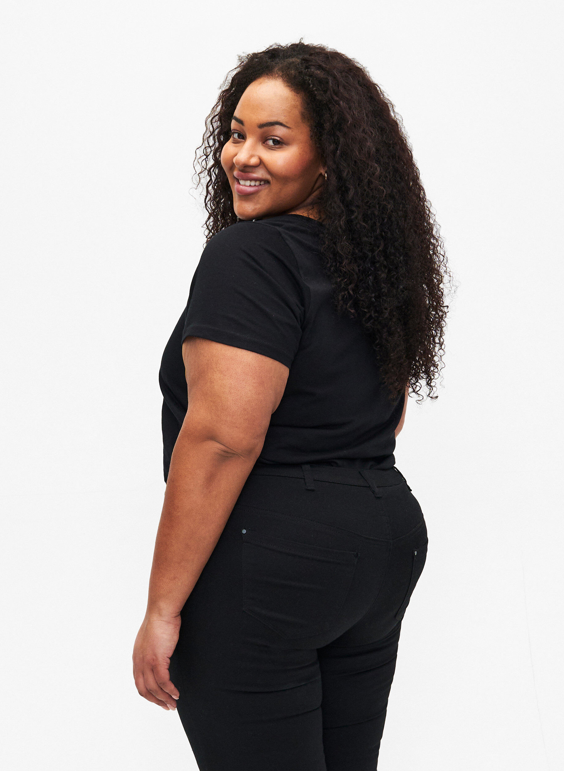 Zizzi T-shirt en coton avec motif, Black w. Flower, Model image number 1