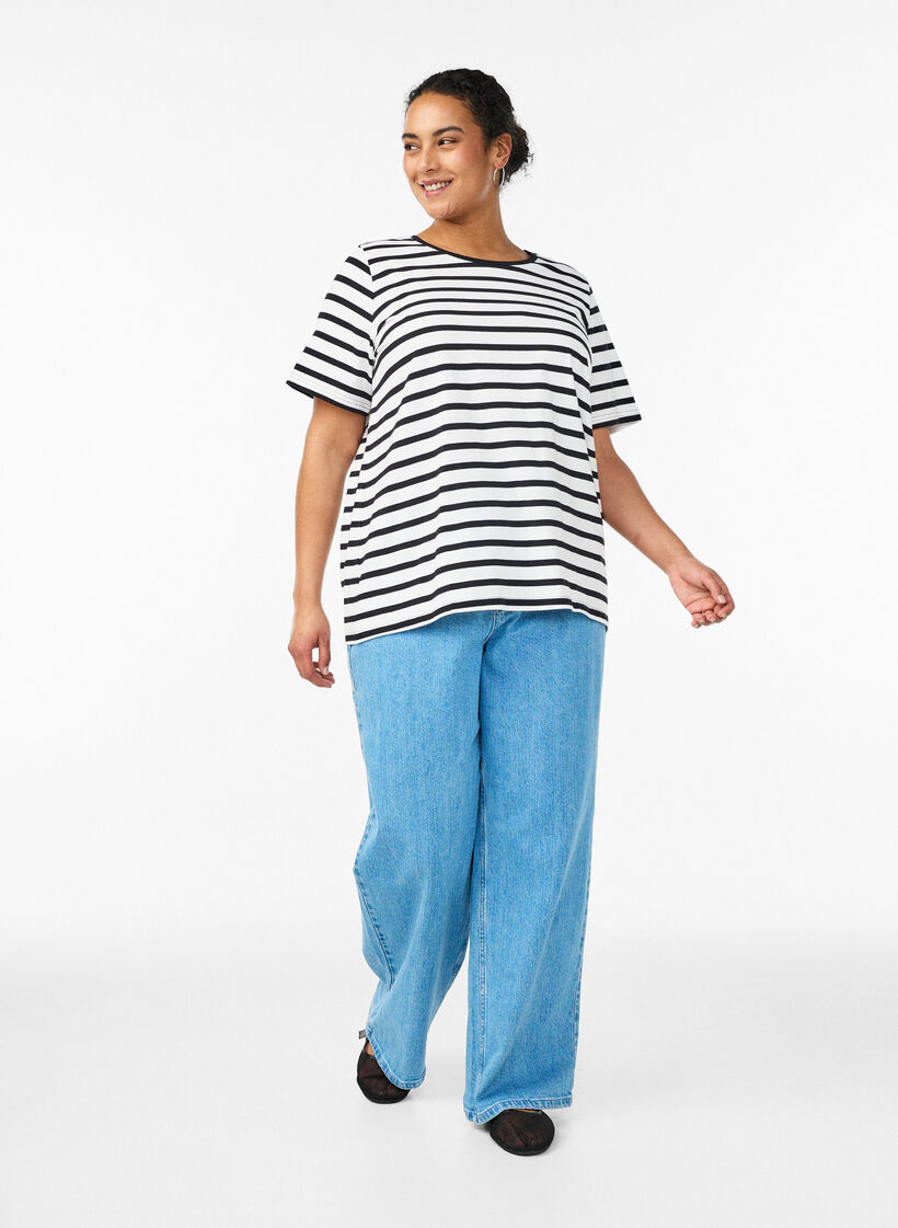 T-shirt ray&eacute; en coton biologique, Blanc, Model image number 1